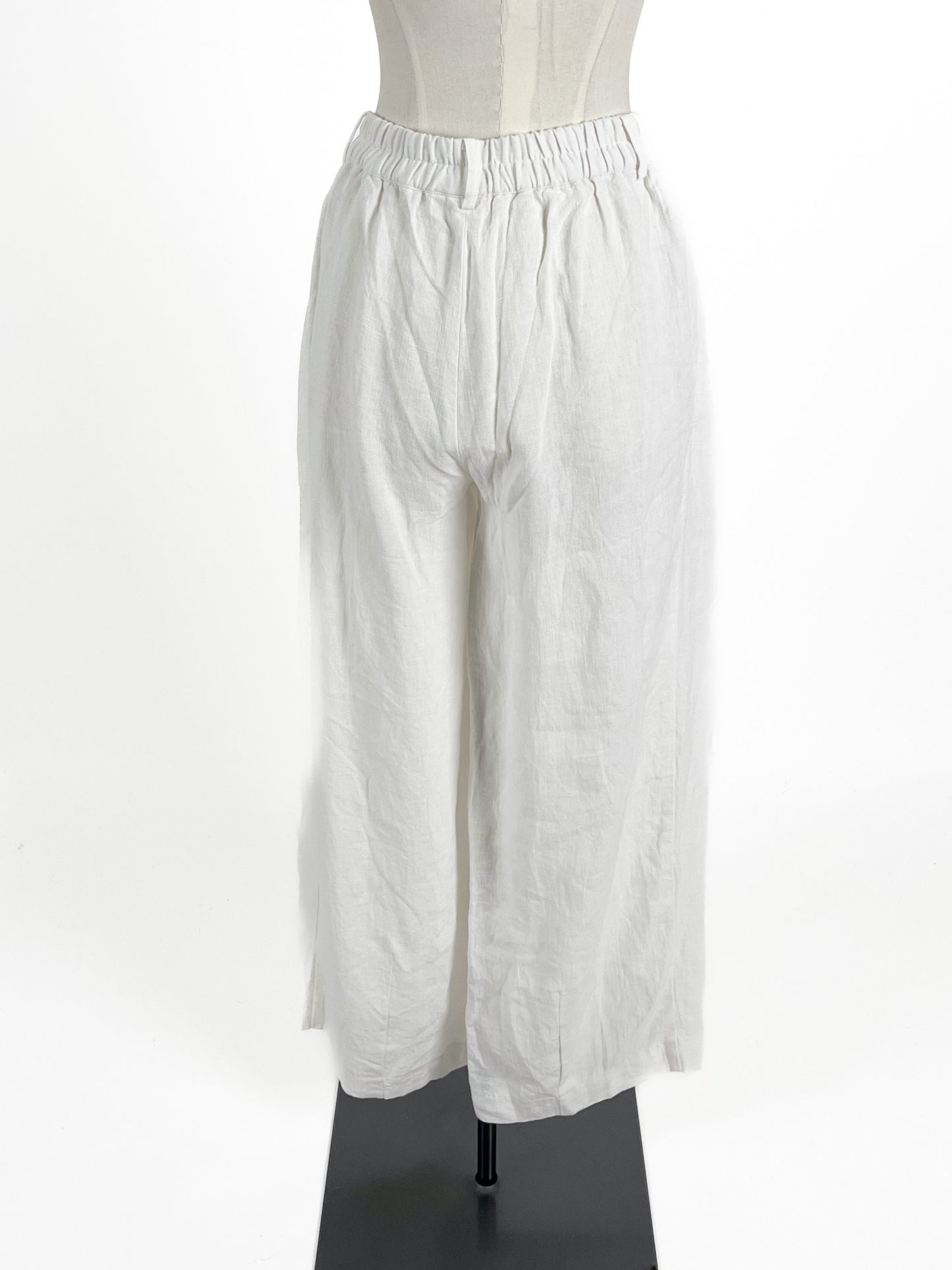 AERE | White Casual/Workwear Pants | Size 8