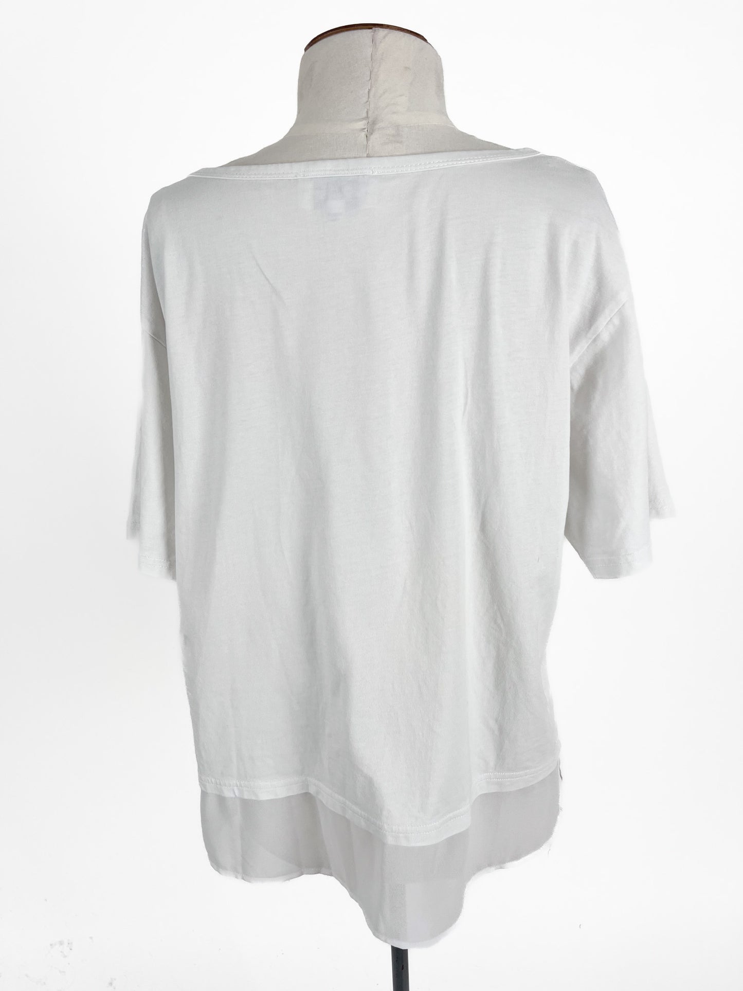 Alaska Tees | White Casual Top | Size M