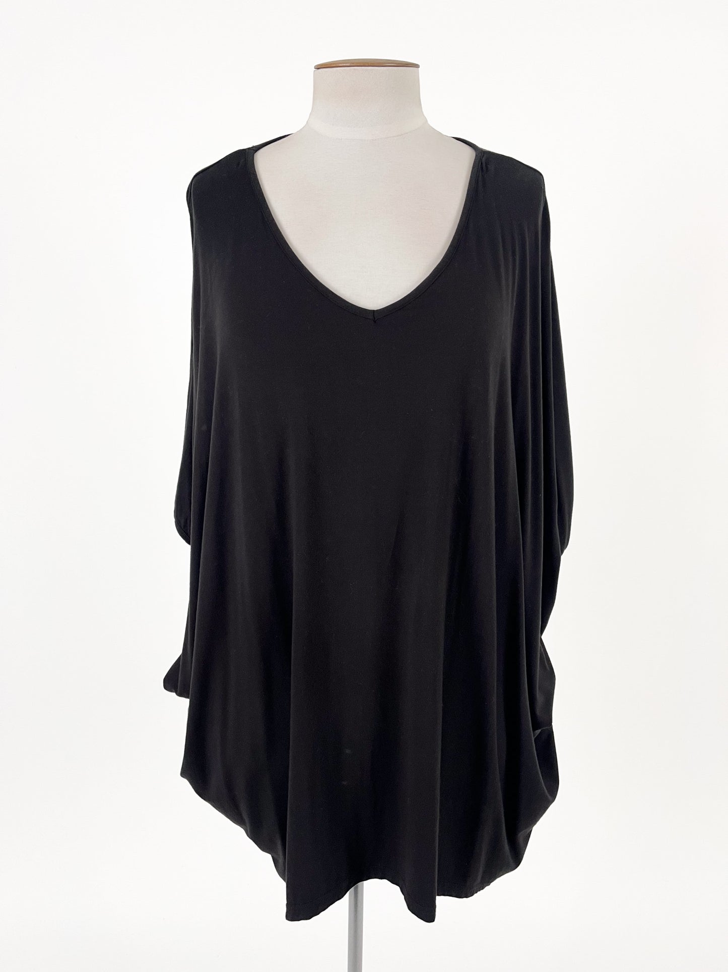 PQ Curve | Black Casual Top | Size L