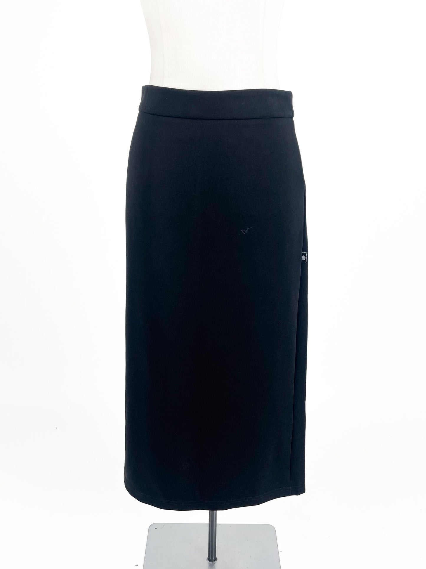 Kann Model | Black Casual Skirt | Size S