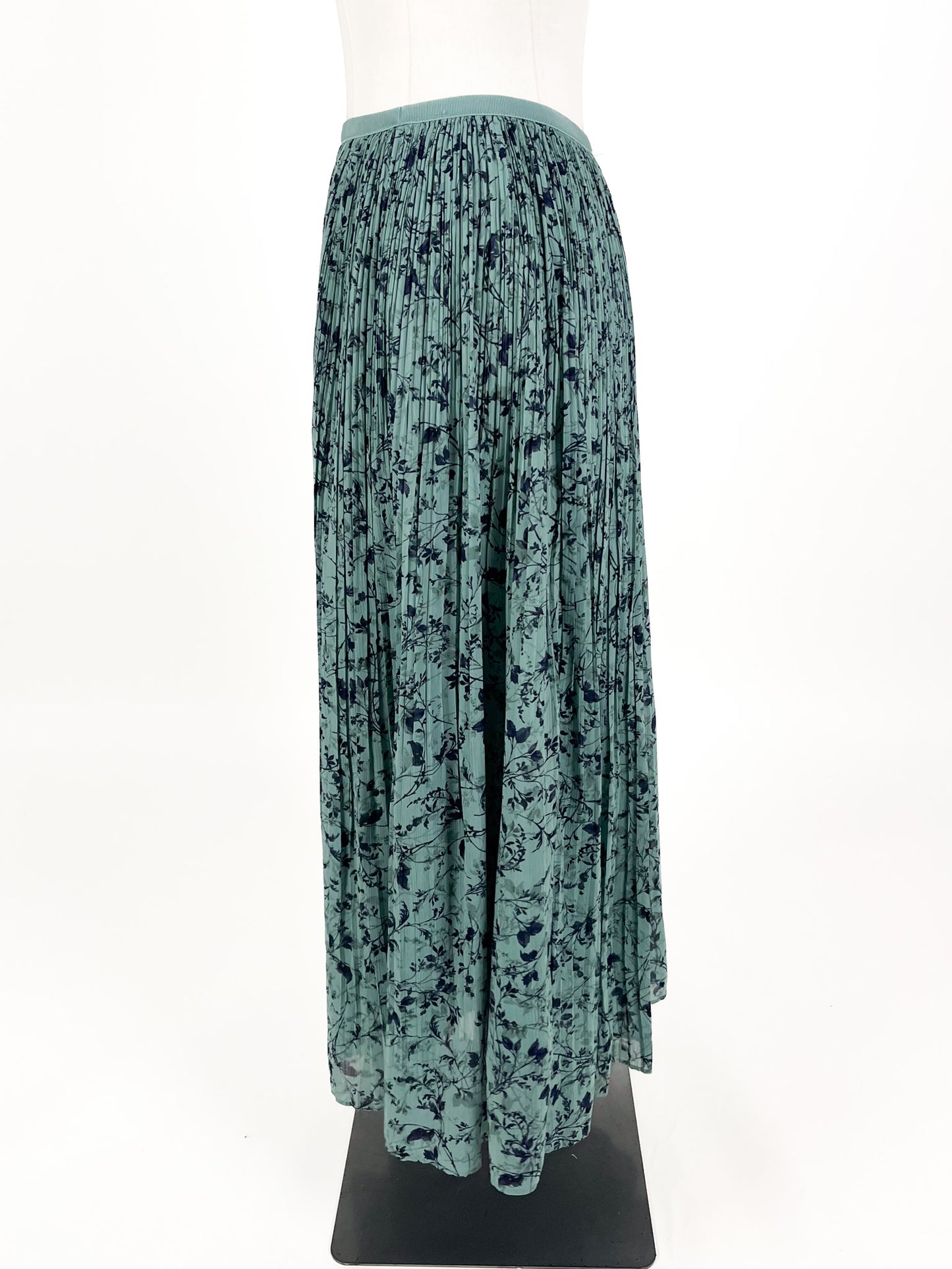 Uniqlo - Green Midi Skirt (Size XL)