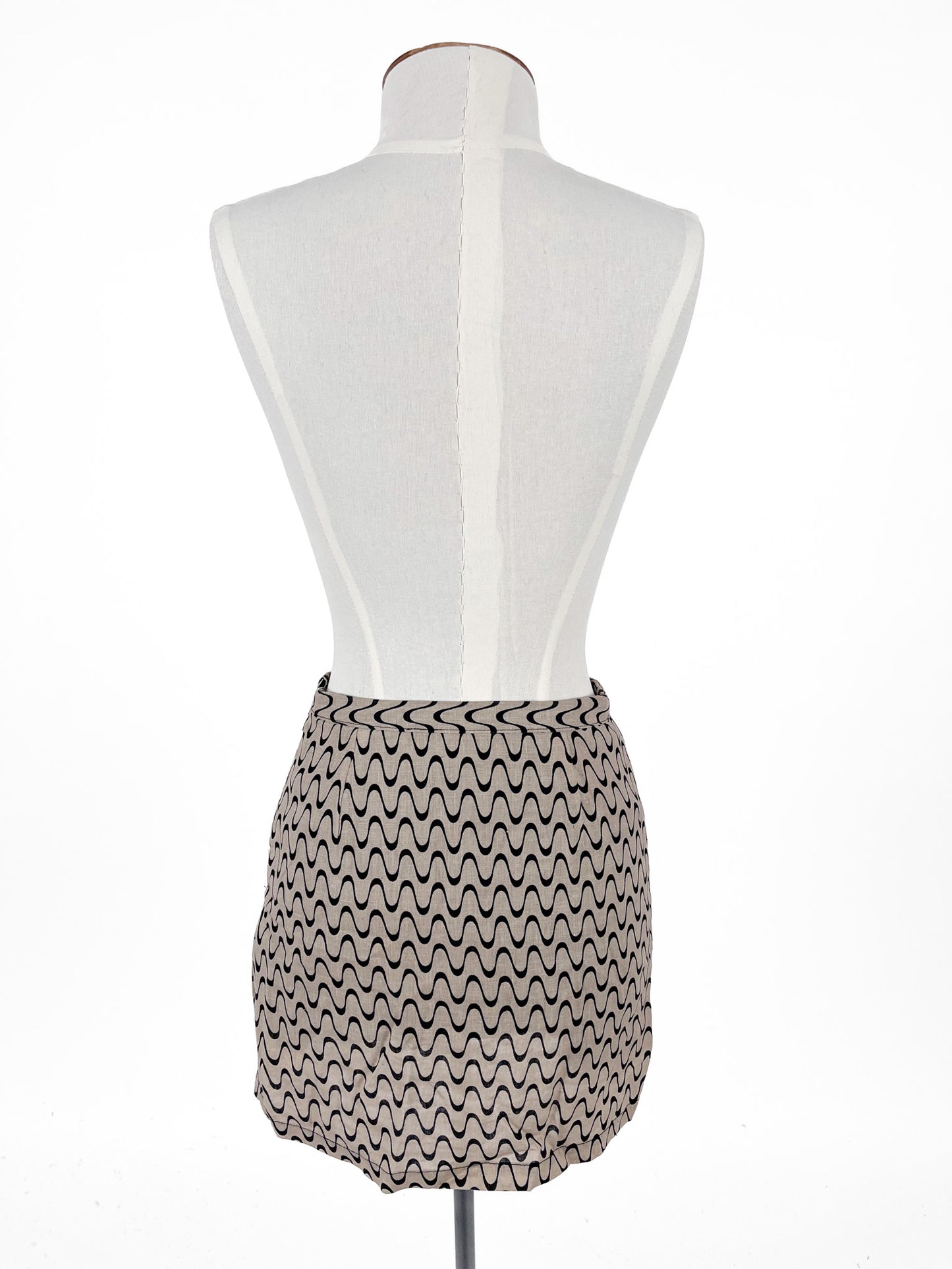 Glassons | Beige Casual/Cocktail Skirt | Size 6