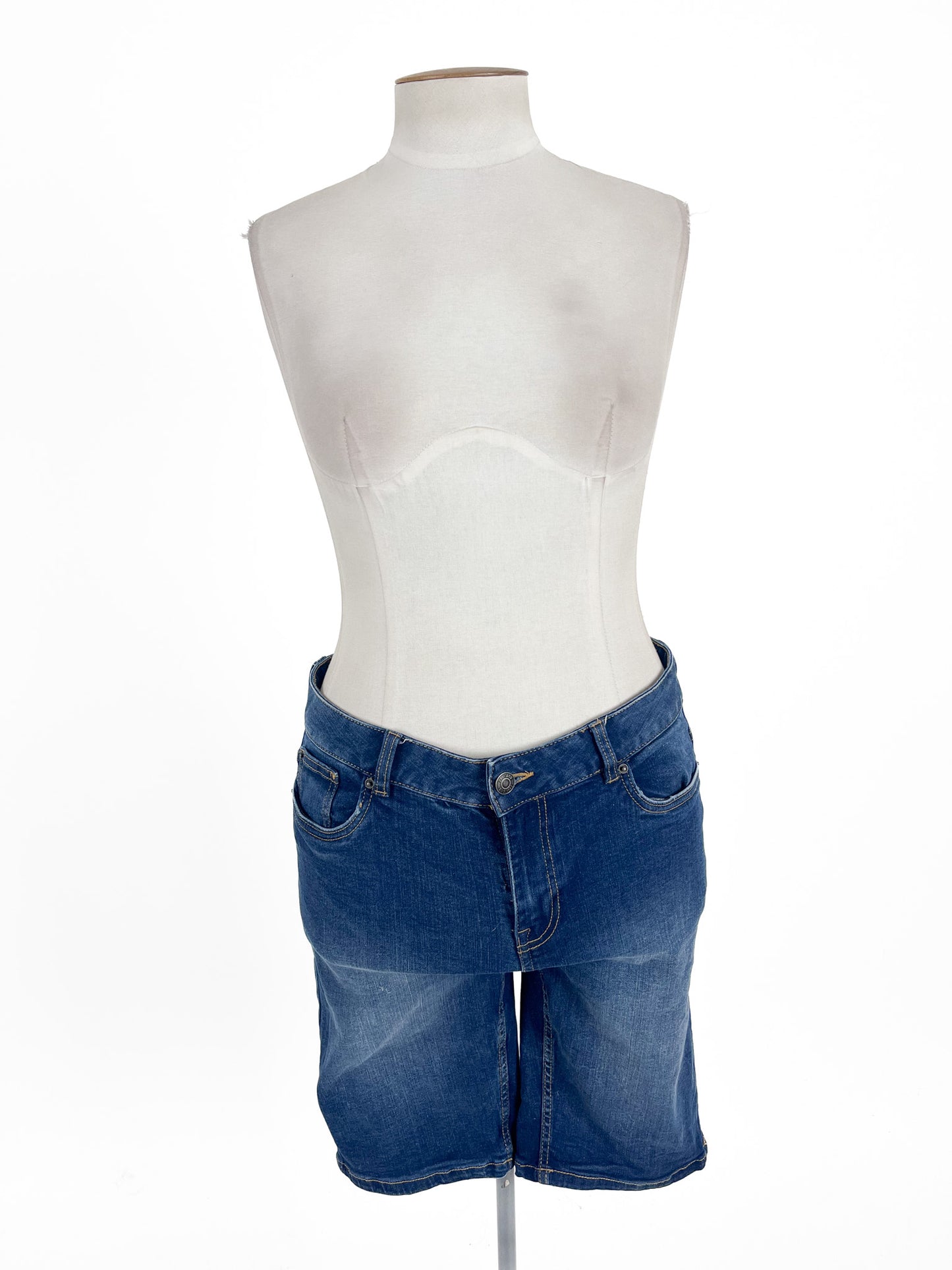Unknown Brand | Blue Casual Shorts | Size M