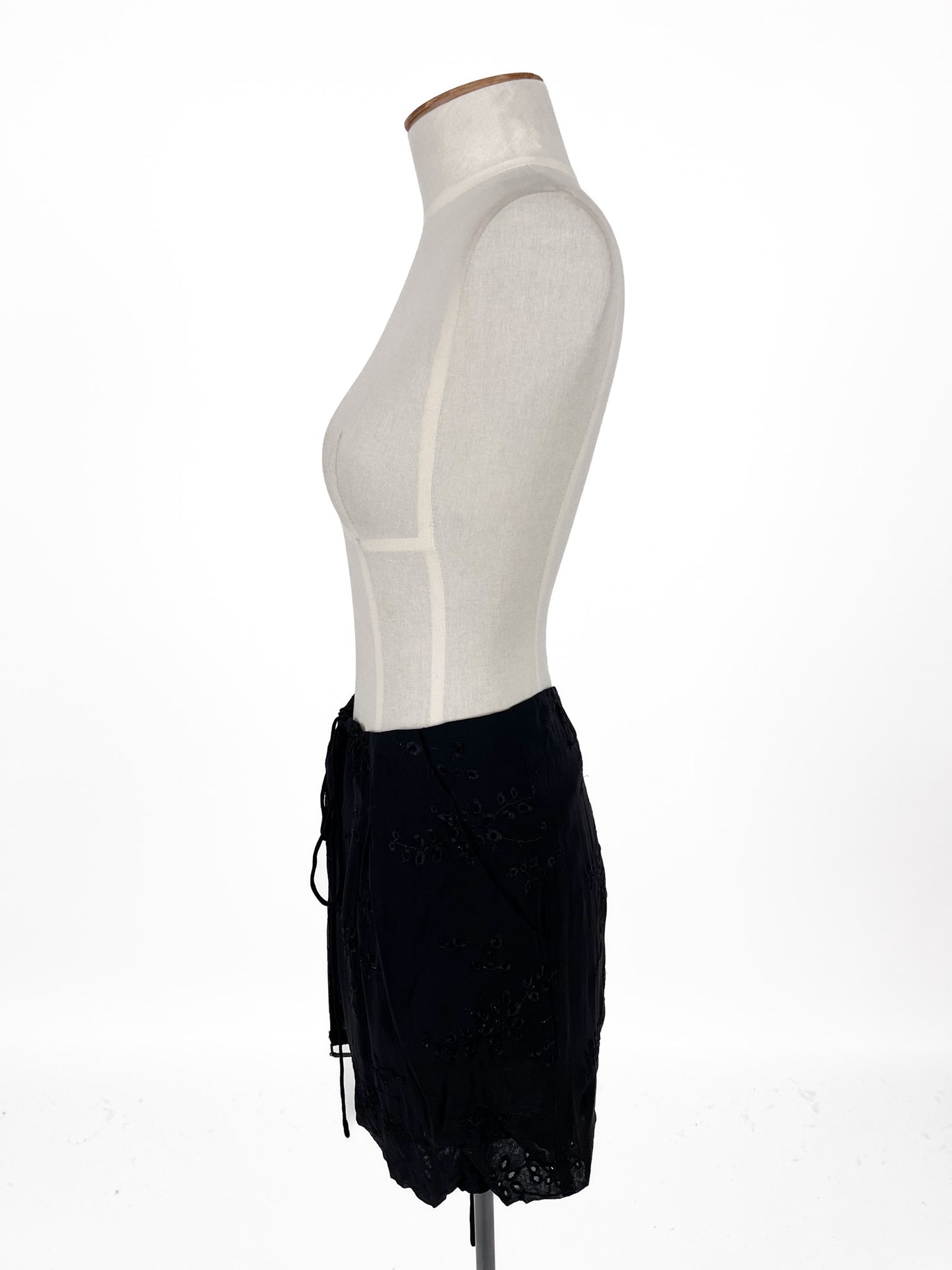 NUE 19.04 | Black Casual Skirt | Size 8