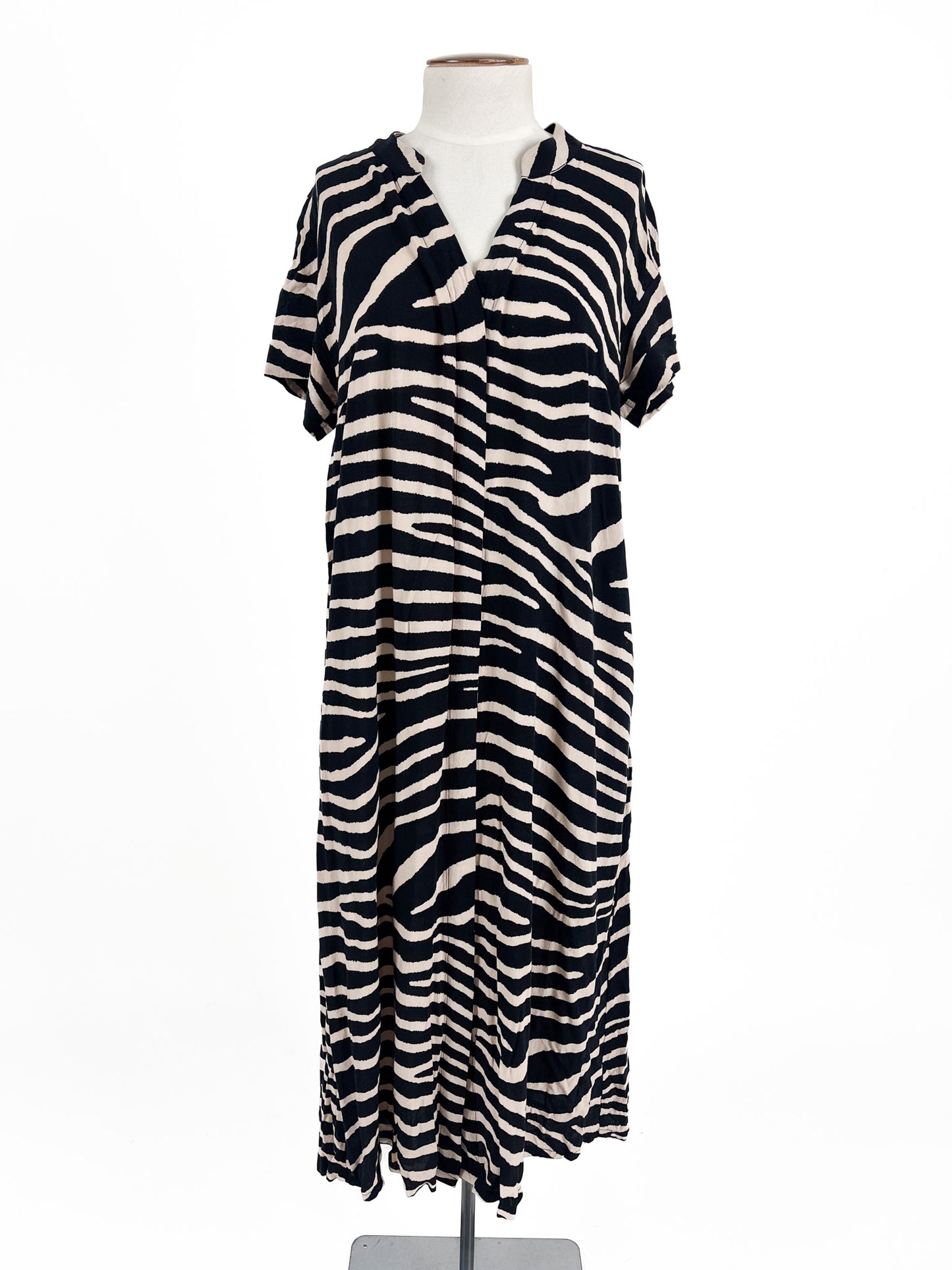 H&M | Multicoloured Casual Dress | Size 8