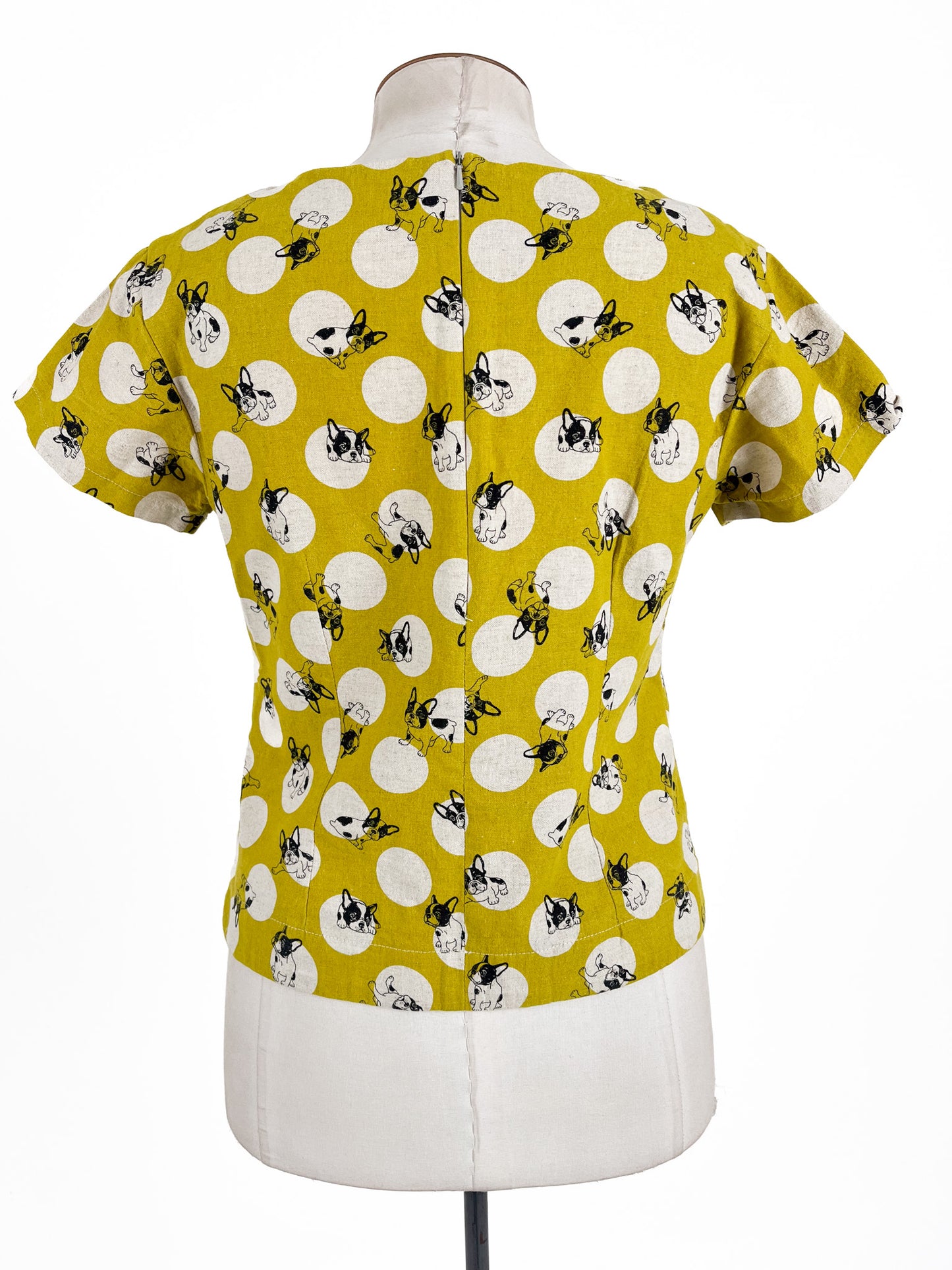 Devol Clothing | Yellow Casual Top | Size M