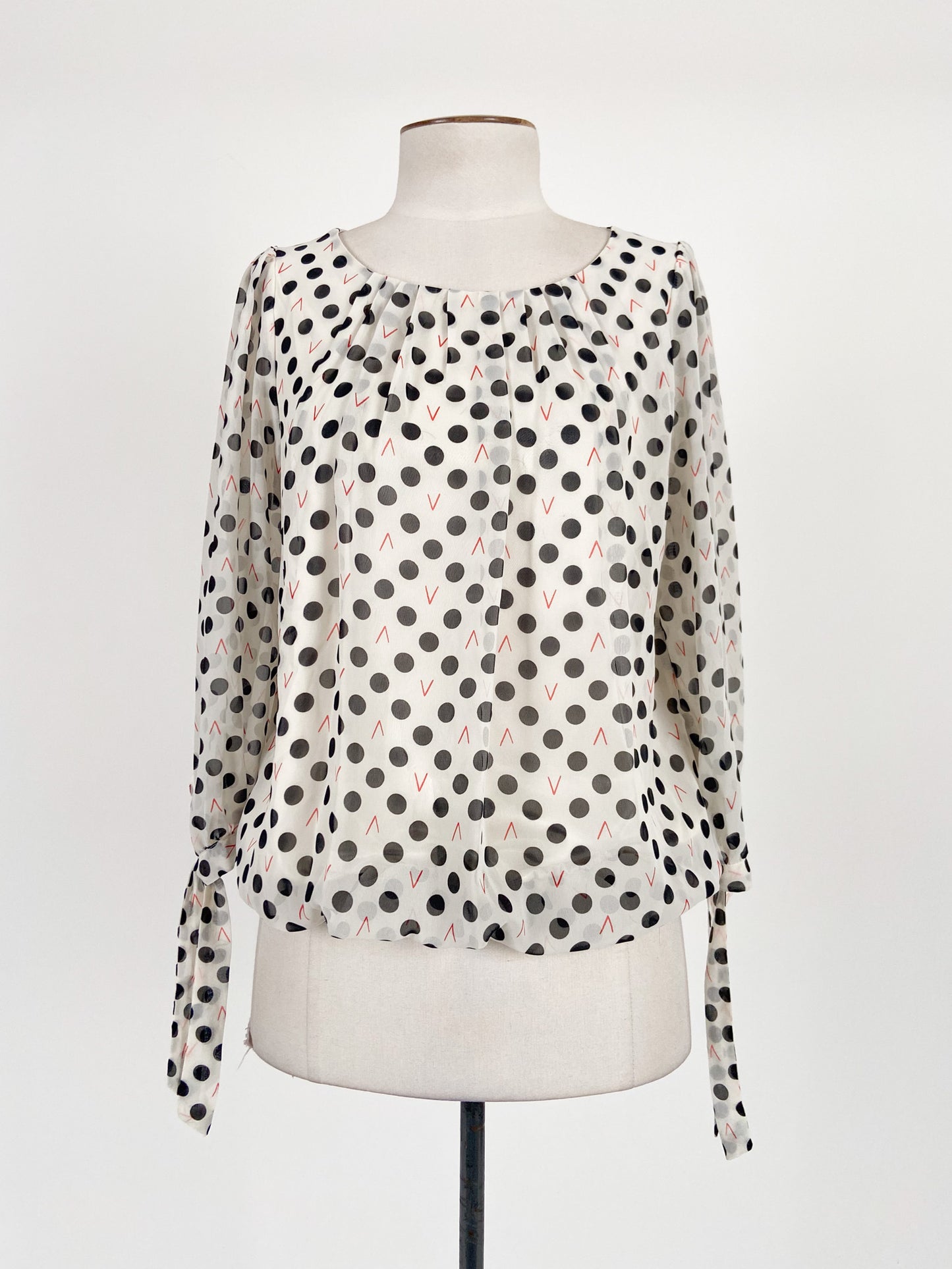 Victoria | White Casual/Workwear Top | Size S