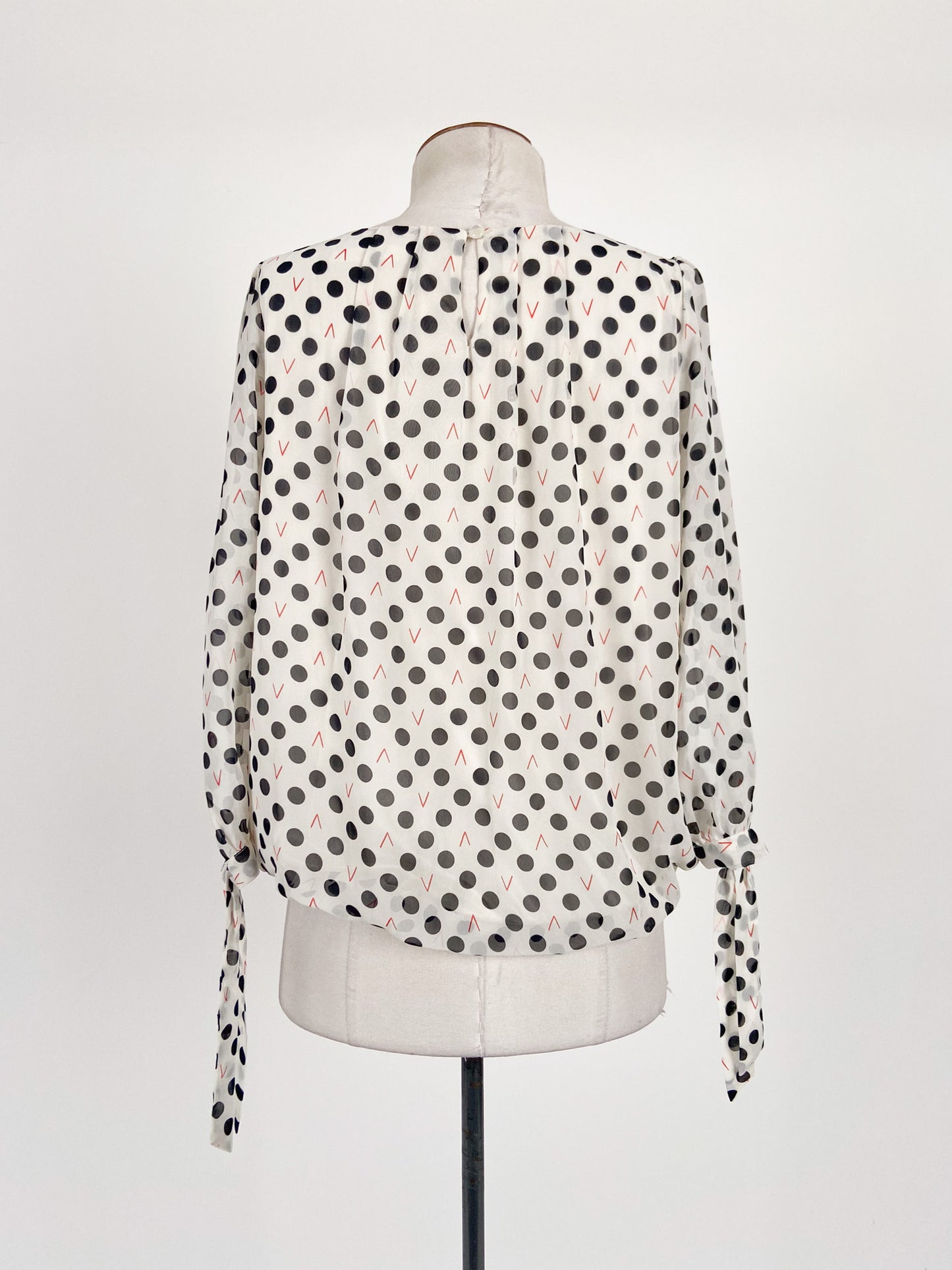 Victoria | White Casual/Workwear Top | Size S