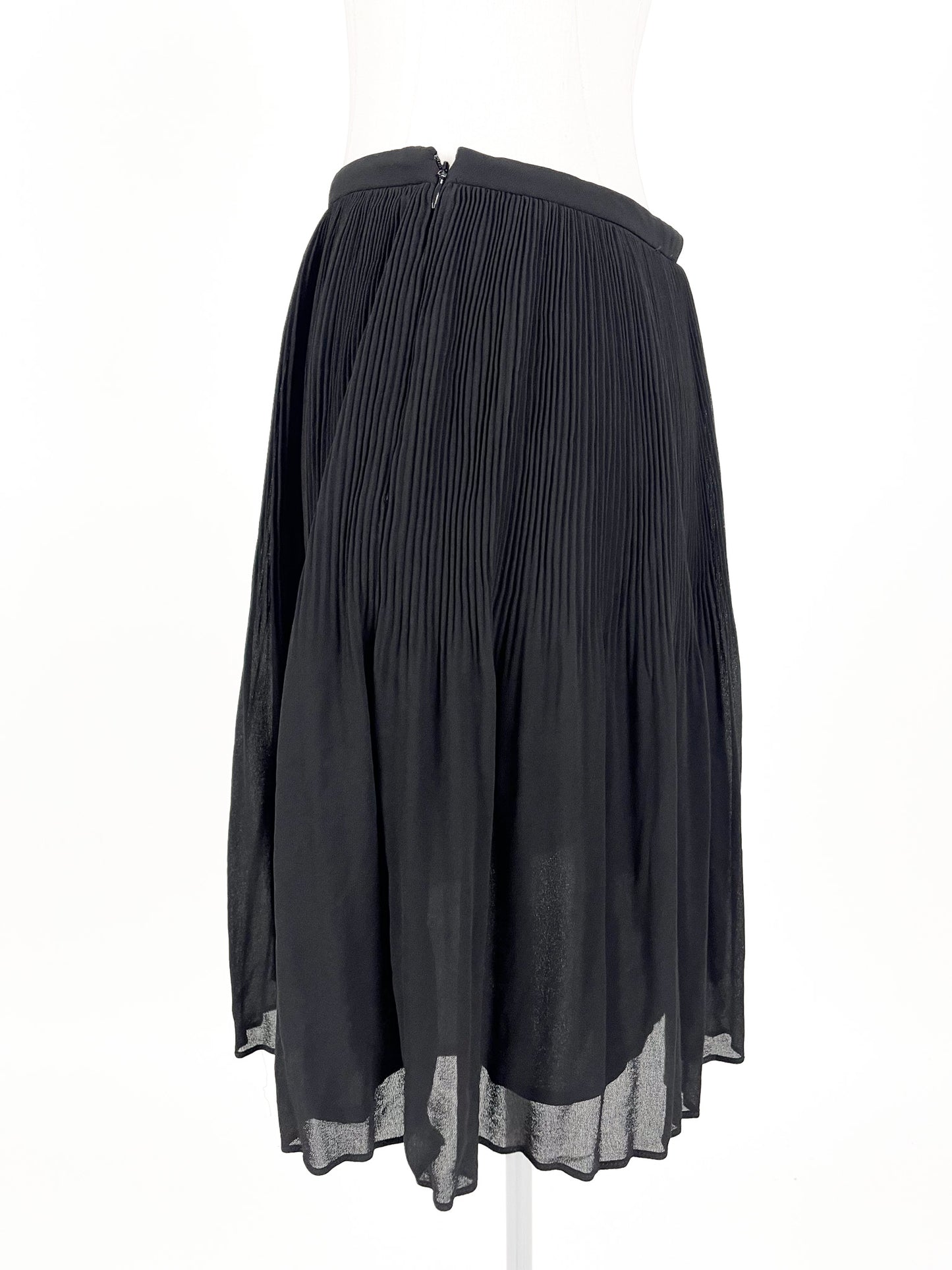Max | Black Skirt | Size 8