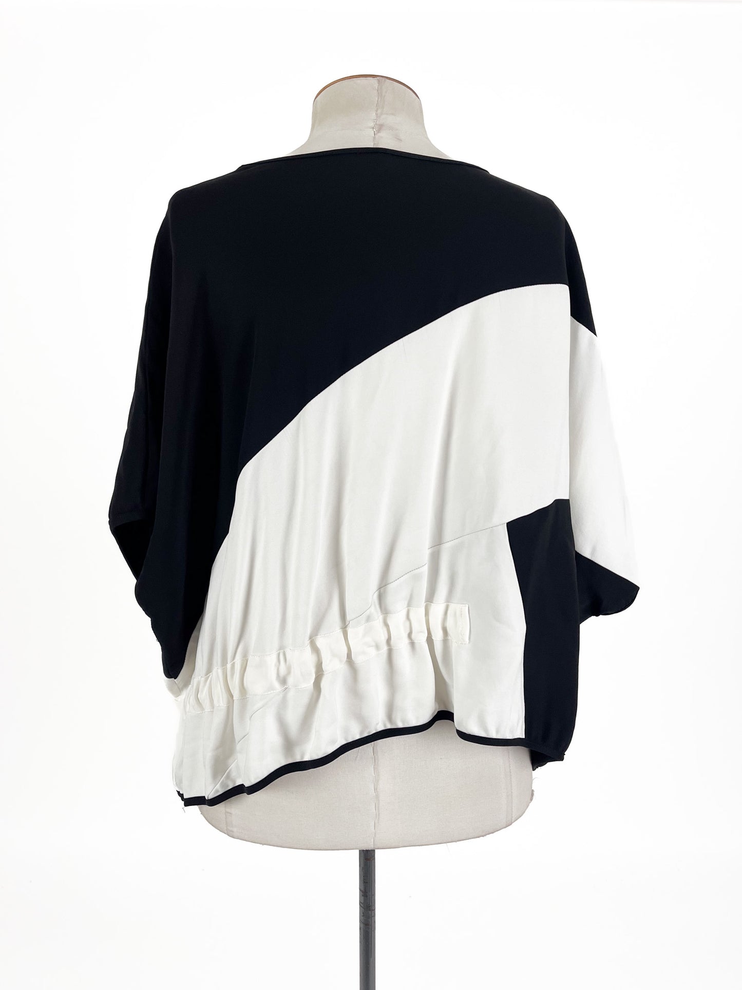 Taylor | White Casual Top | Size OS