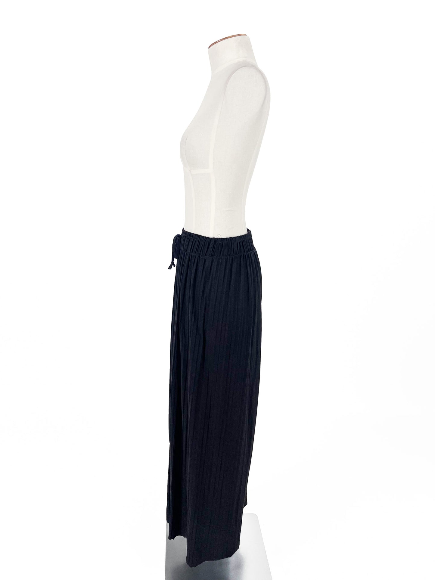 Unknown Brand | Black Wide leg Pants | Size M