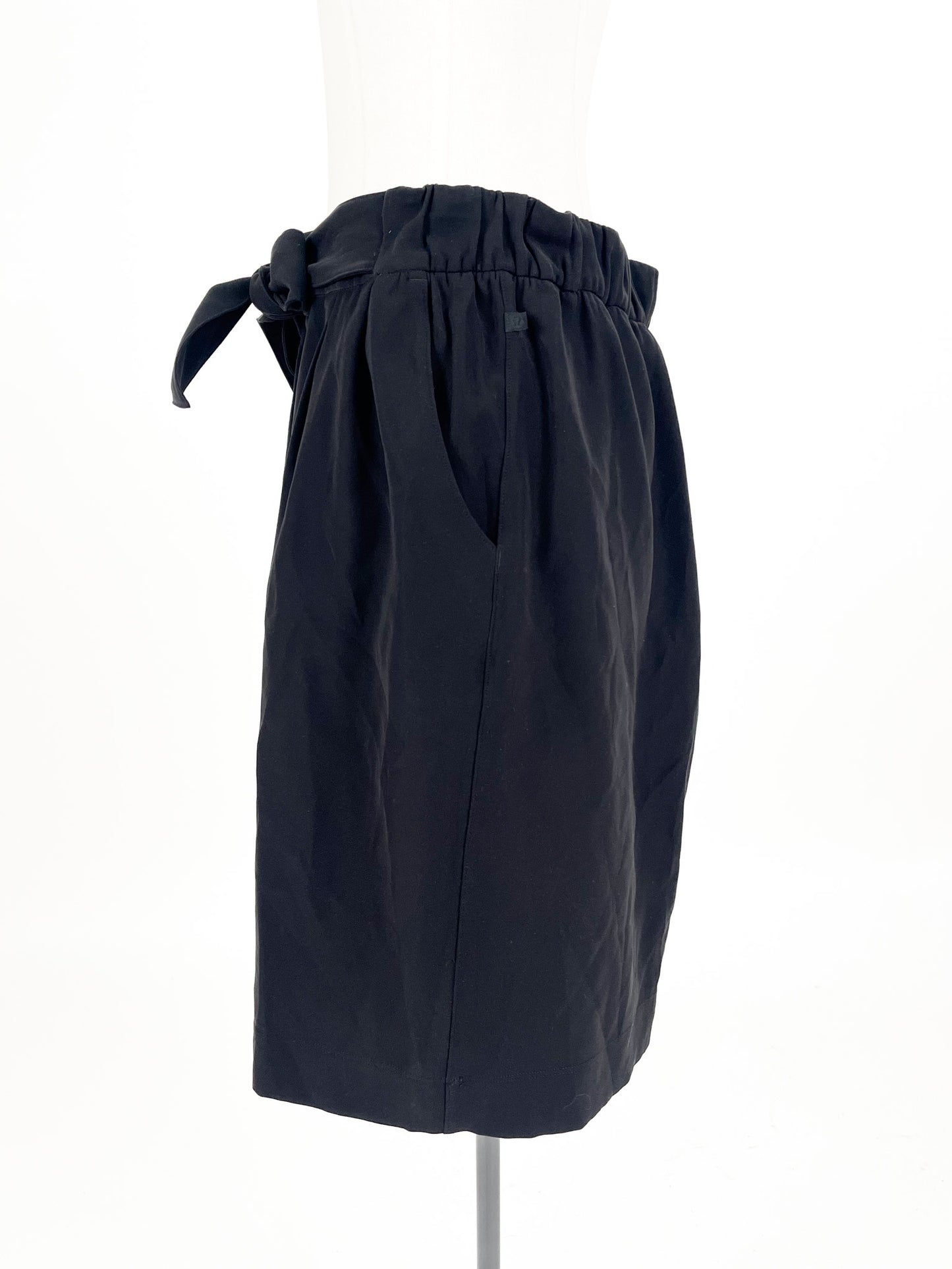 Lululemon | Black Casual Skirt | Size 10