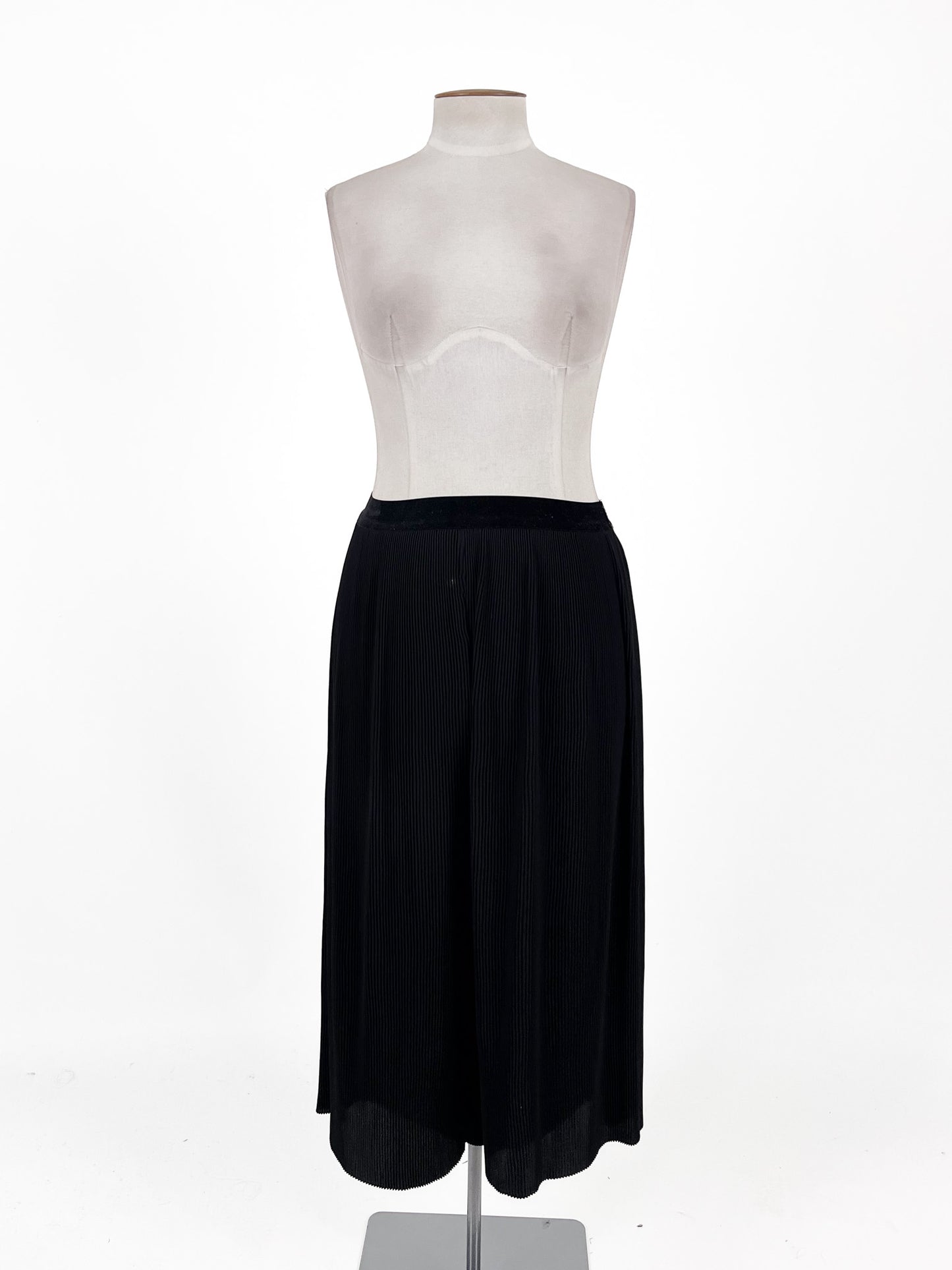 Zara | Black Pleated Wide leg Pants | Size M