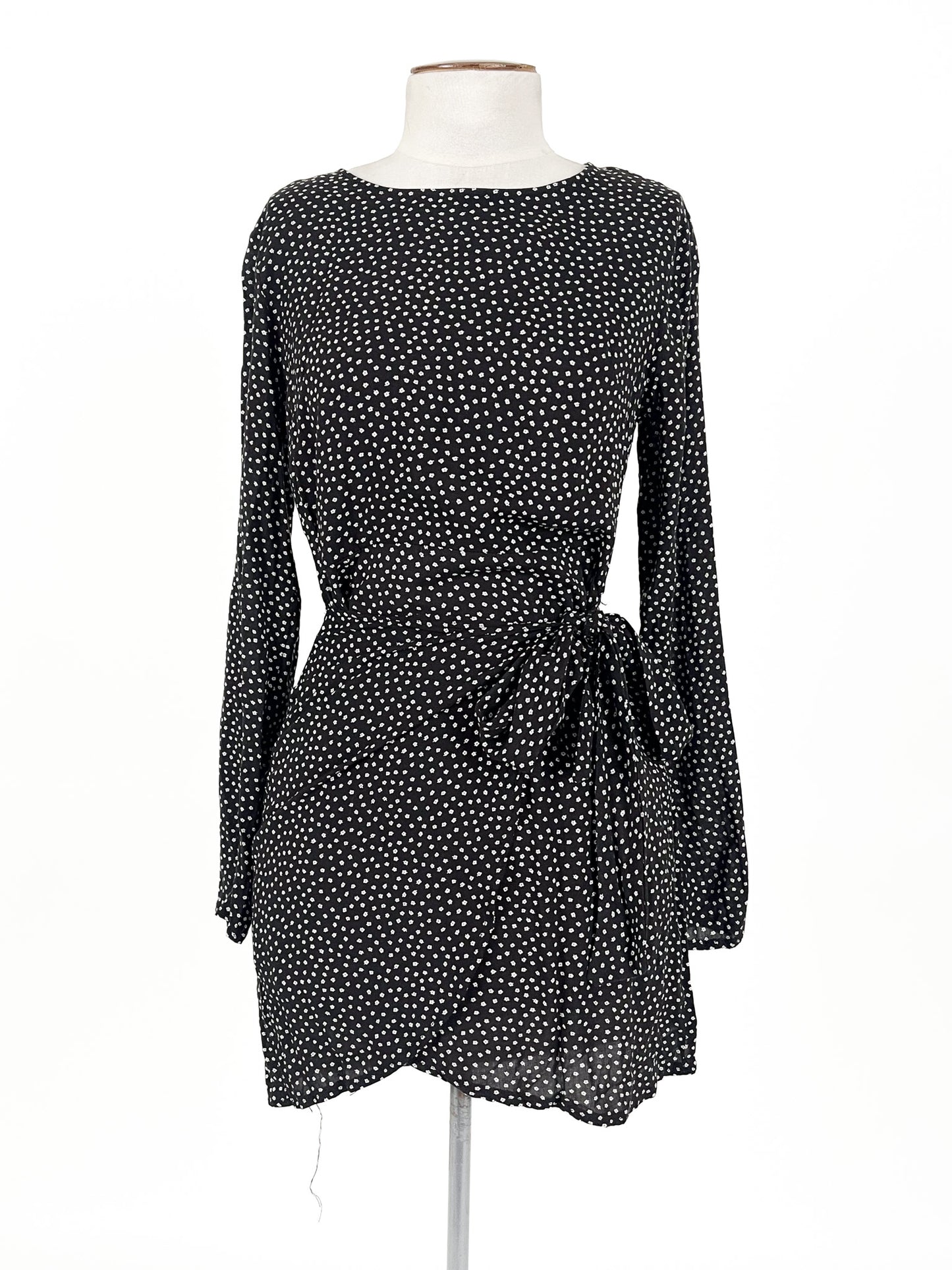 Rosebullet | Black Casual/Cocktail Dress | Size 8
