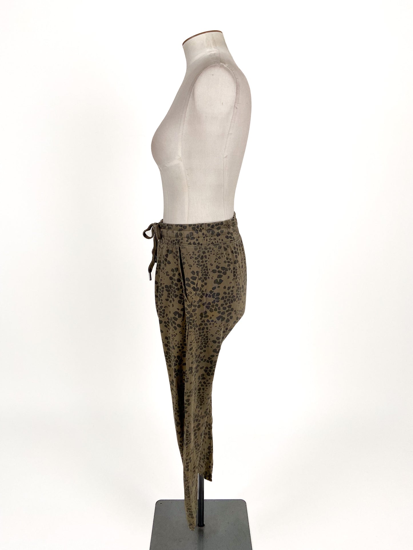 Elm | Green Straight fit Pants | Size 10