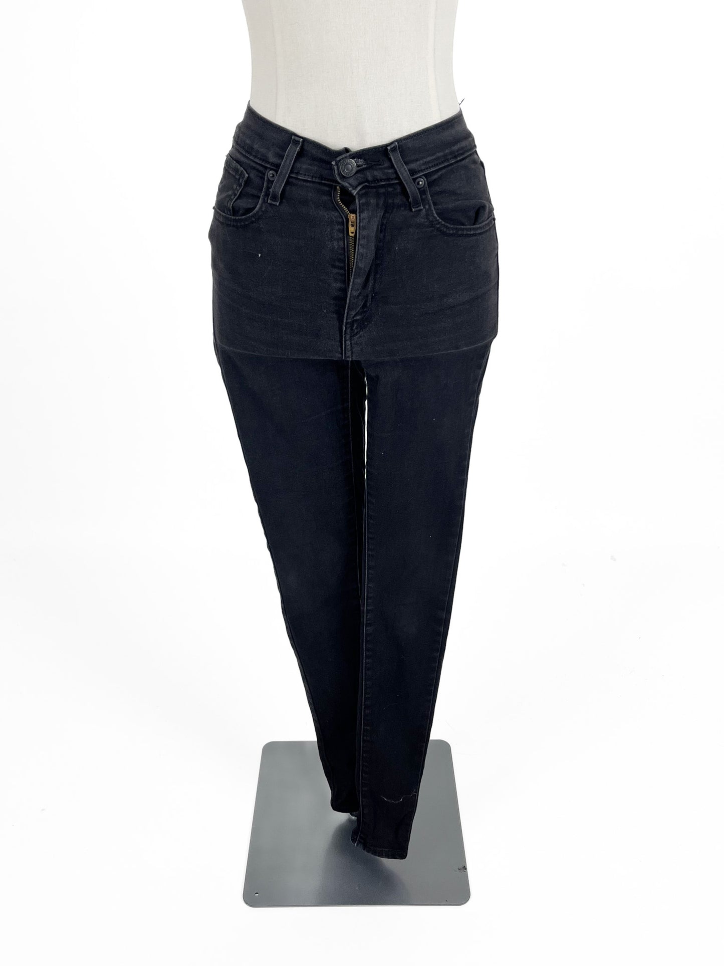 Levi's | Black Casual Jeans | Size 4