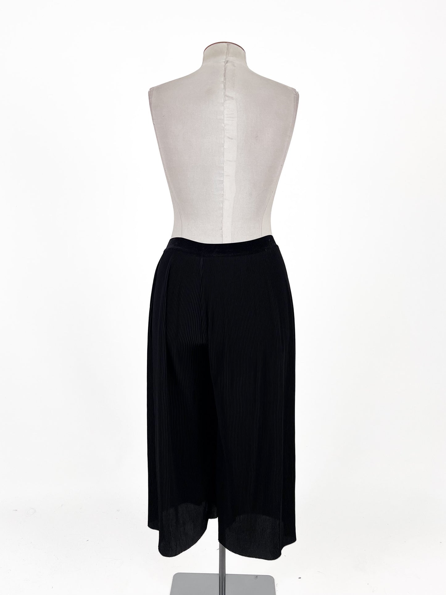 Zara | Black Pleated Wide leg Pants | Size M