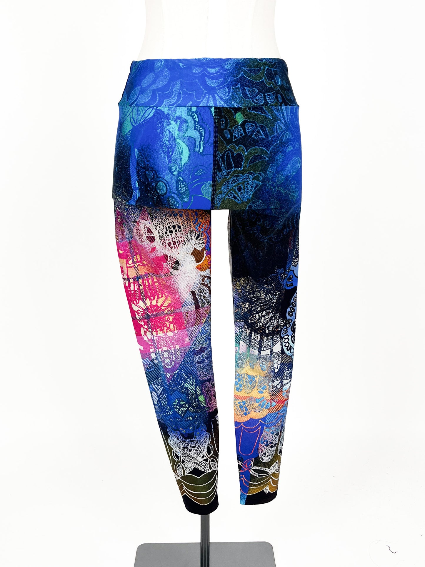 Running Bare | Multicoloured Activewear Bottom | Size 12