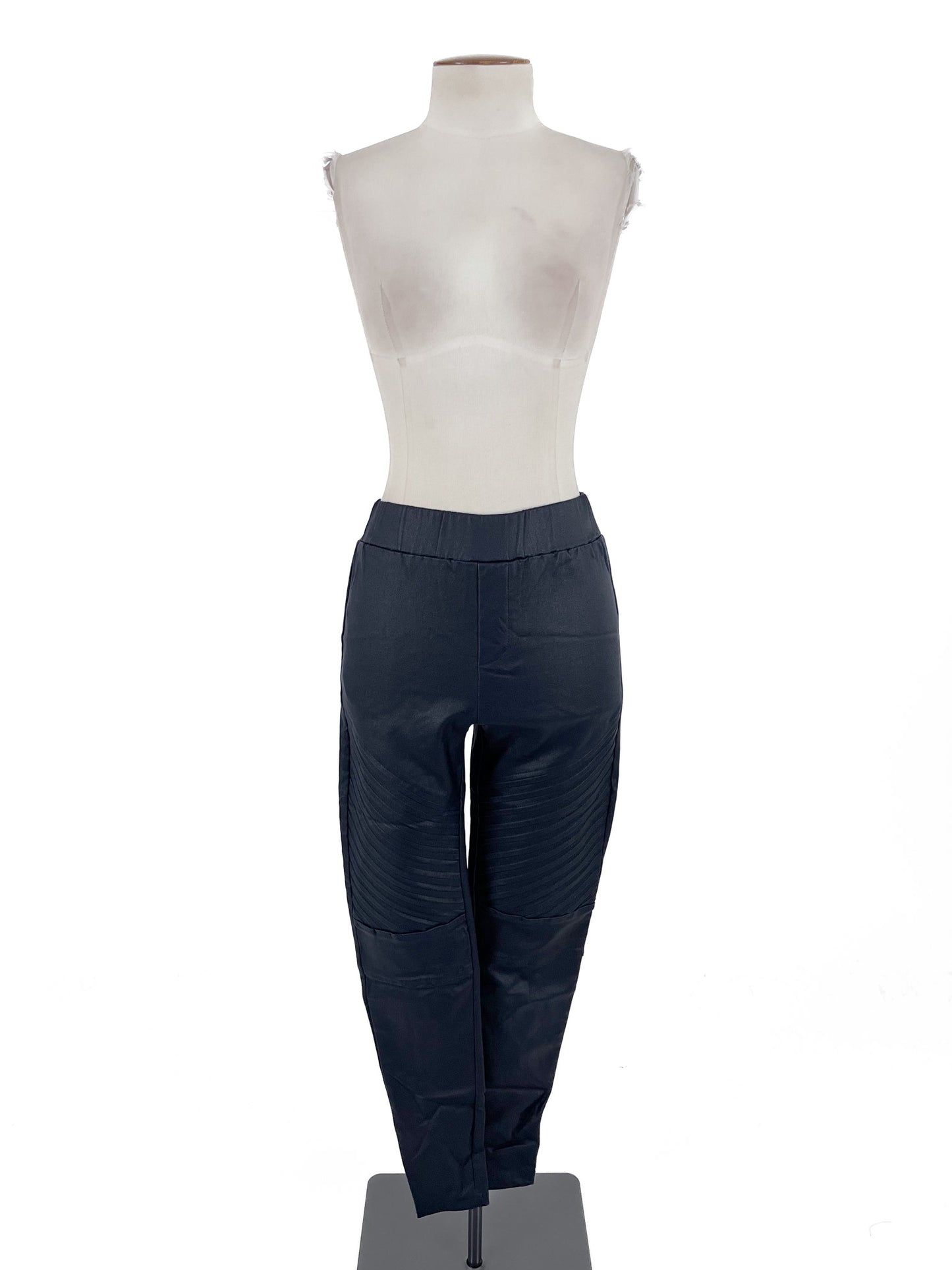 Pretty Basic - Augustine | Black Skinny Pants | Size 10