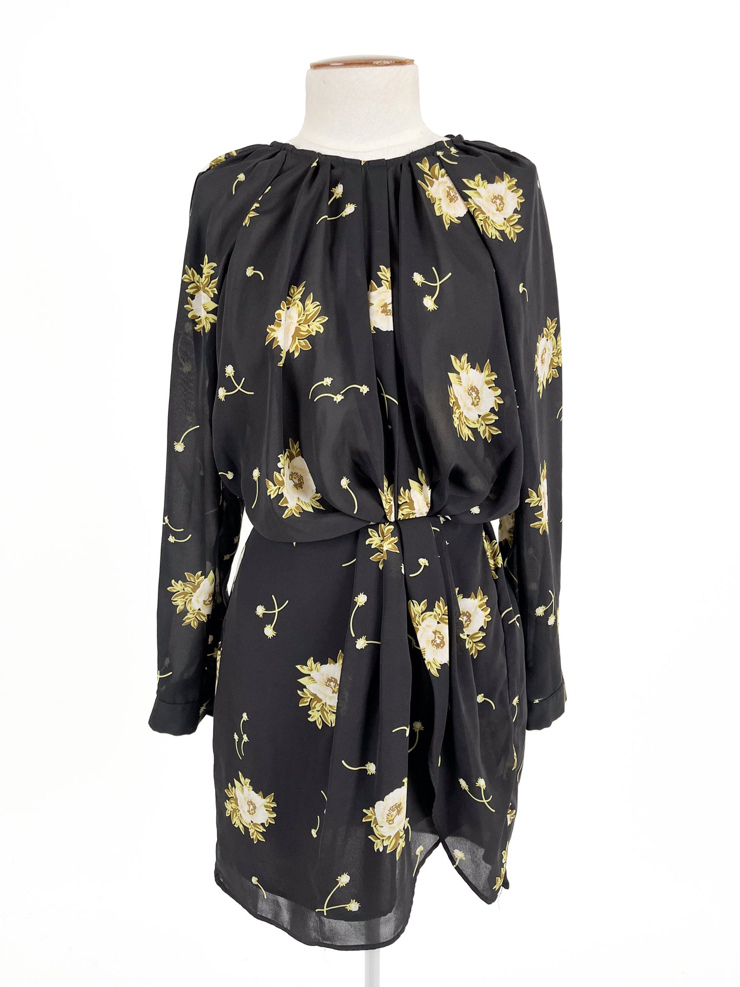 Street Heart | Black Casual/Cocktail Dress | Size 8