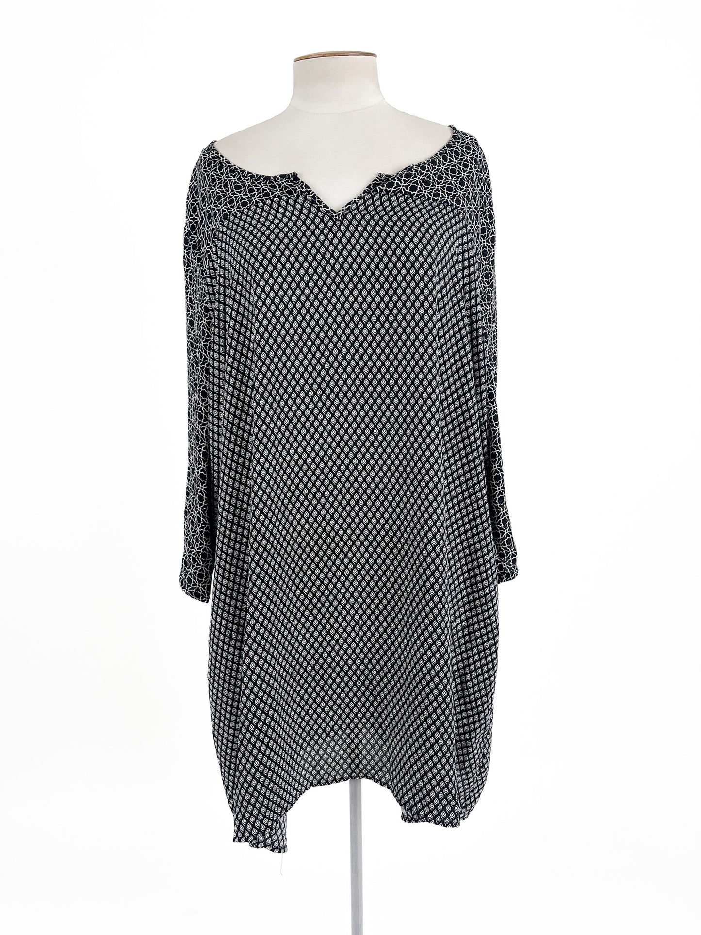 Kate Madison | Black Casual Top | Size 24