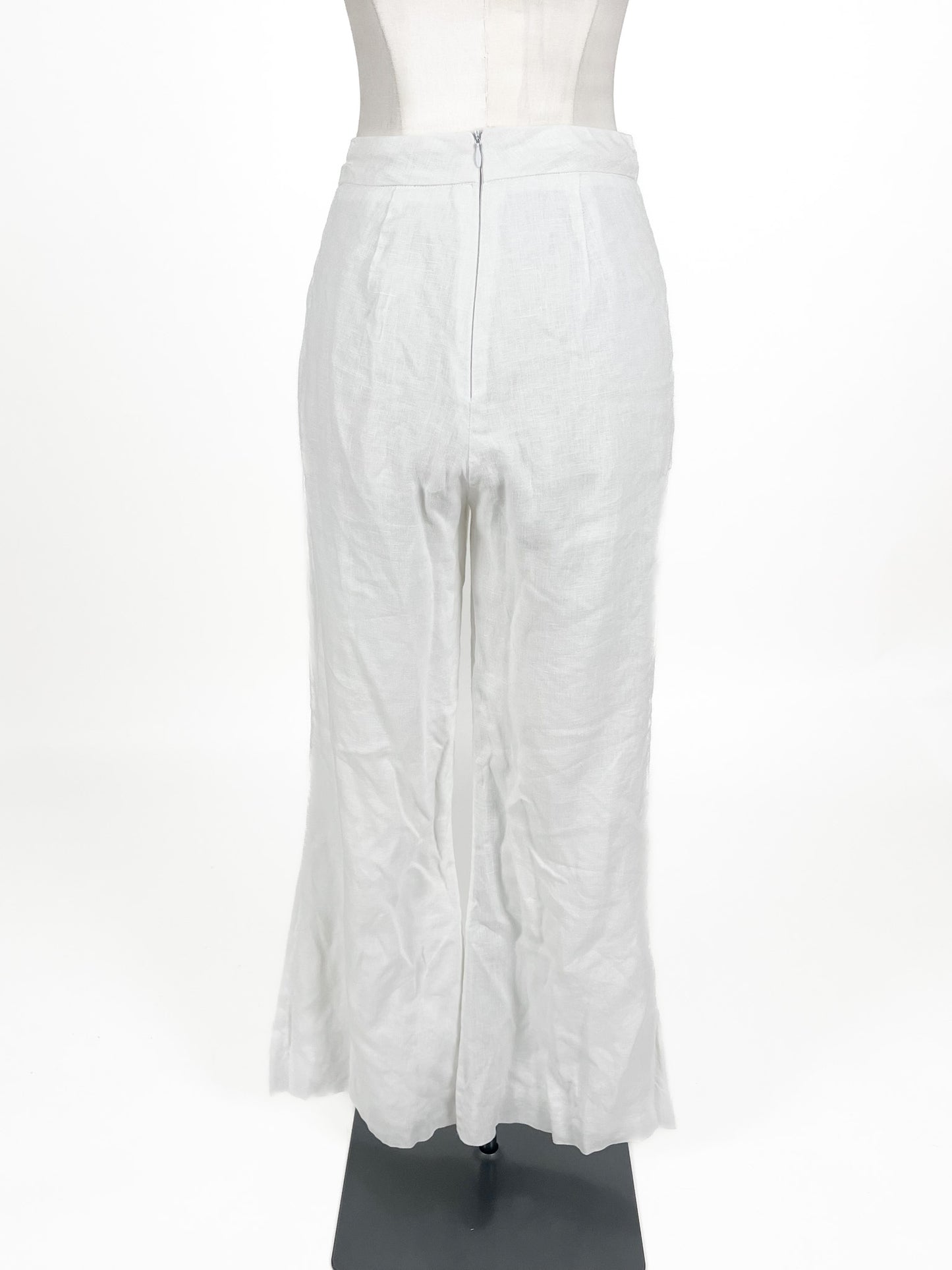 Dissh | White Flare High waisted Pants | Size 6