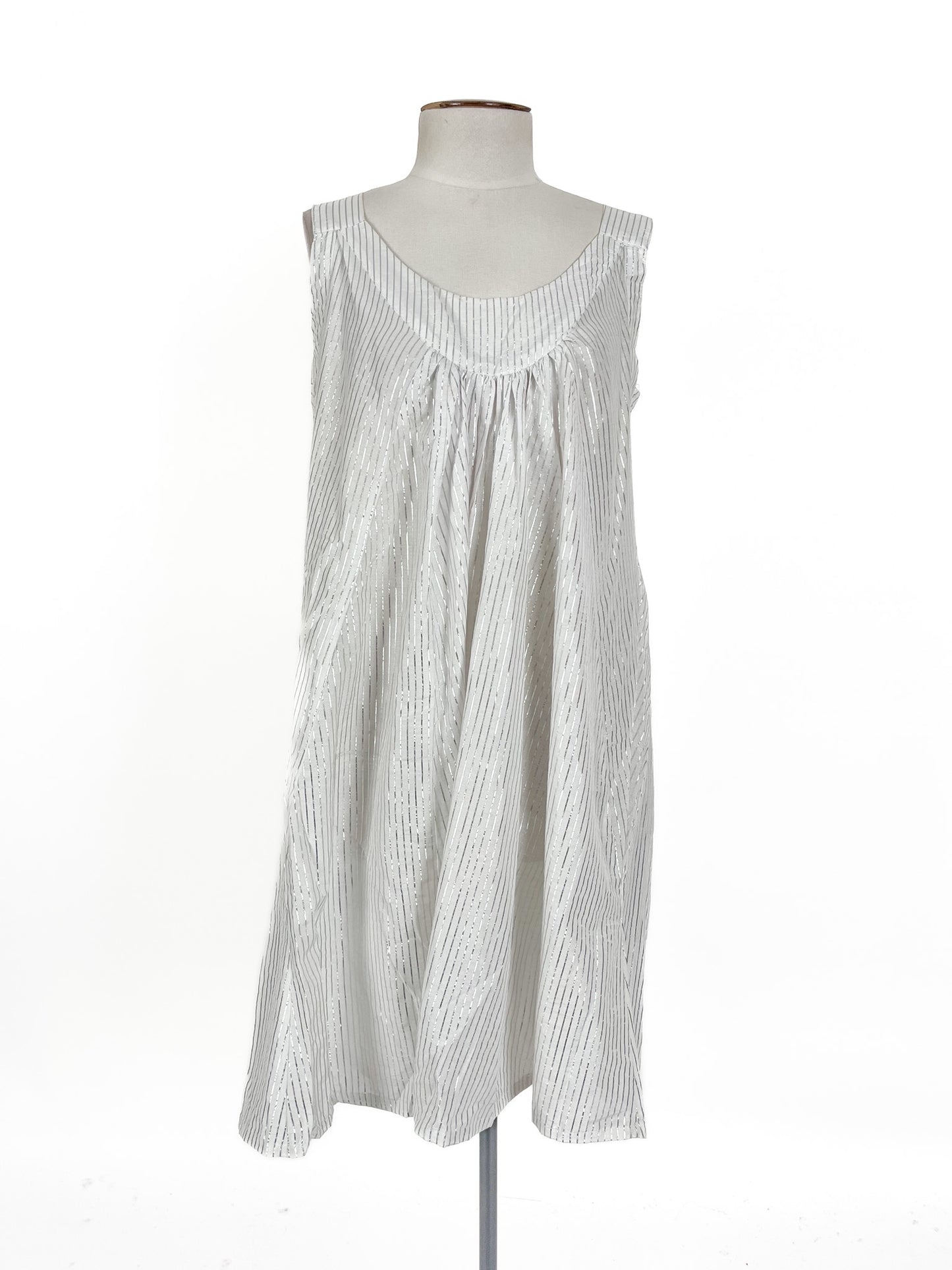 Unknown Brand | White Casual Dress | Size M/L