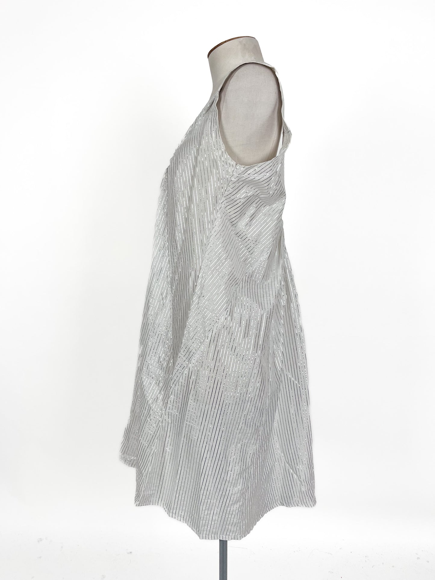 Unknown Brand | White Casual Dress | Size M/L