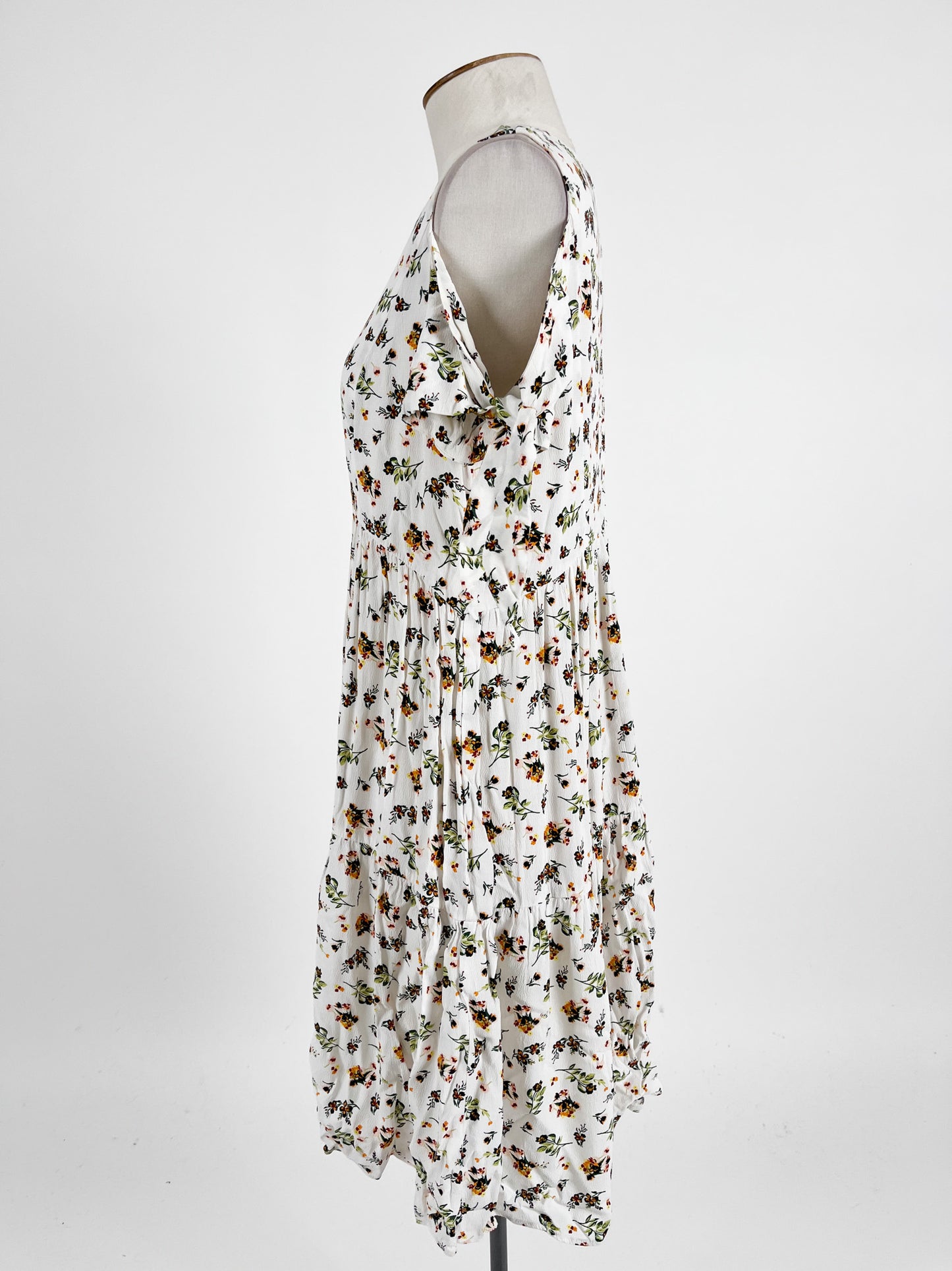 CUE | White Casual Dress | Size 10