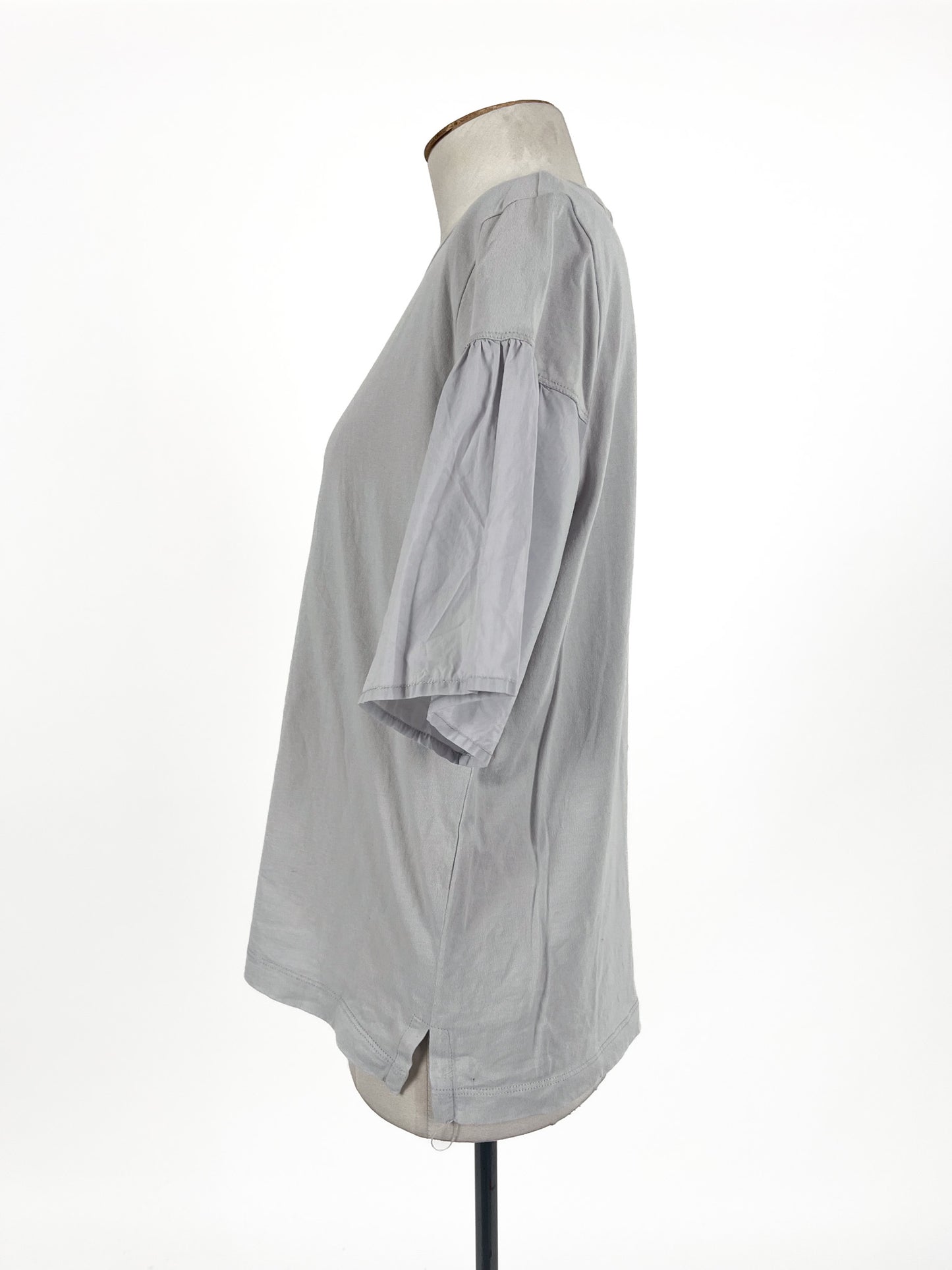 Trenery - Grey T-shirt (Size M)