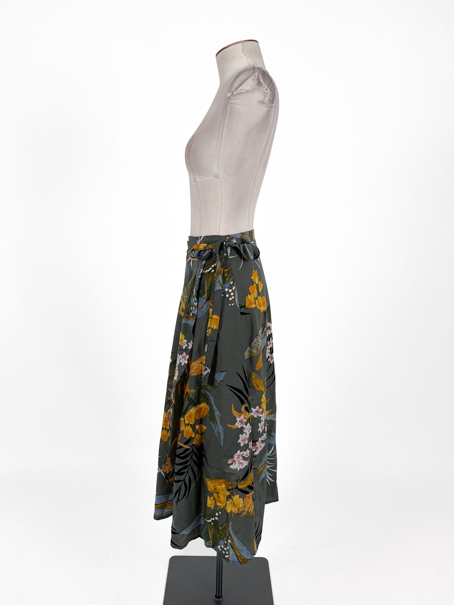 QED London | Green Casual/Workwear Skirt | Size 8