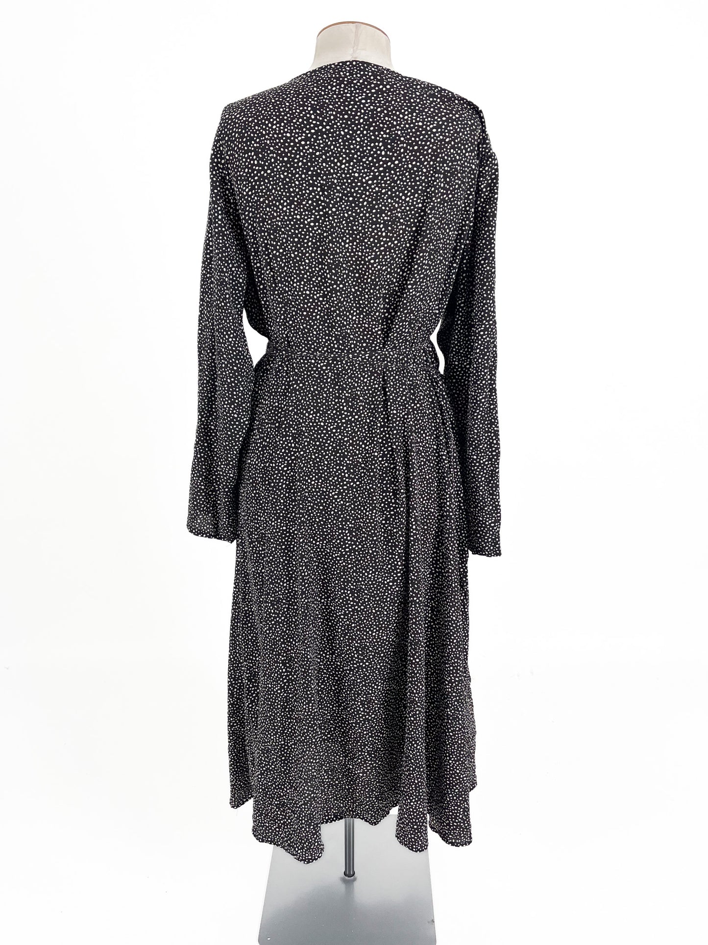Atmos & Here | Black Casual Dress | Size 26