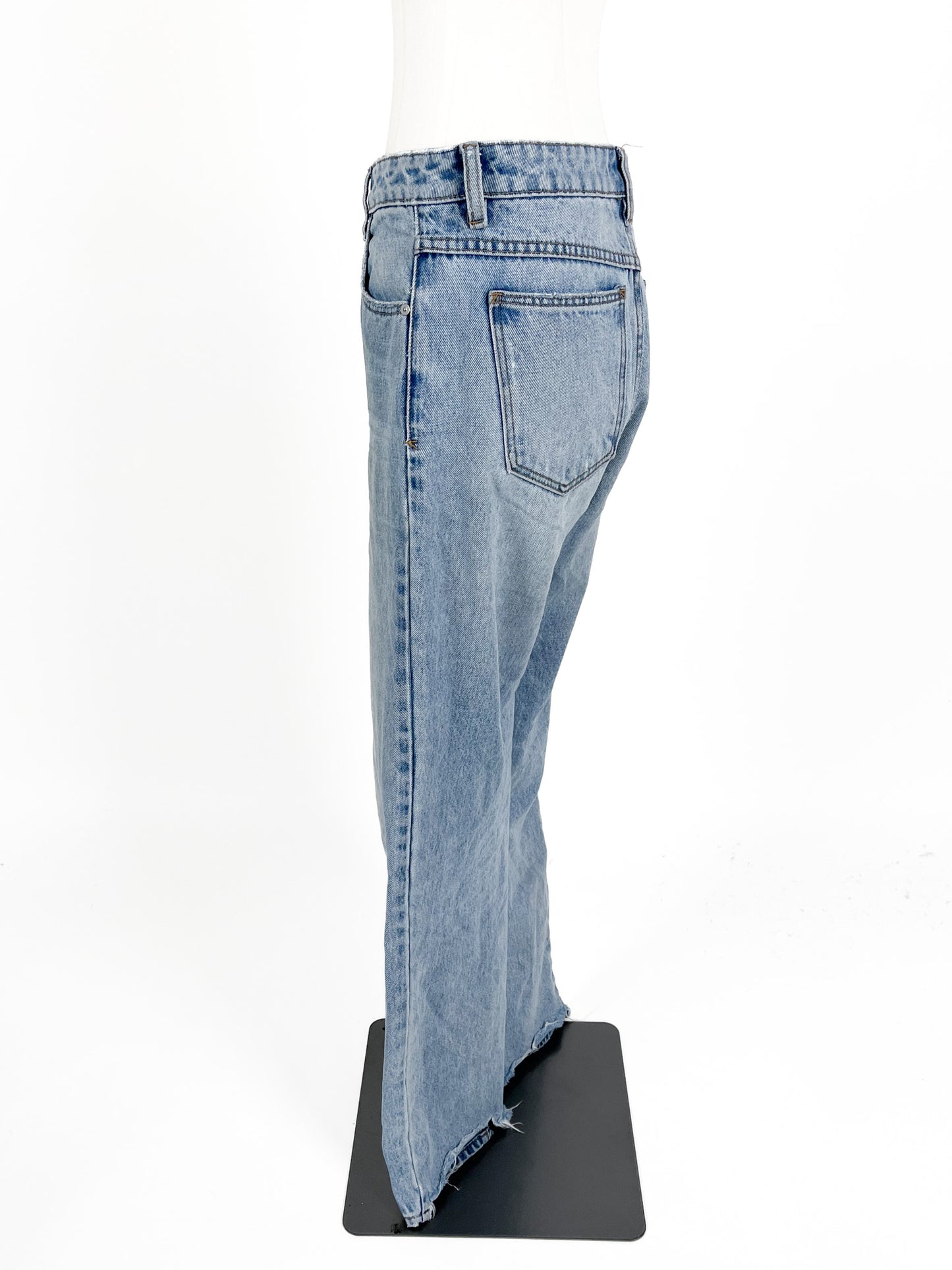 Abrand | 94' High Straight Jeans | Size 9
