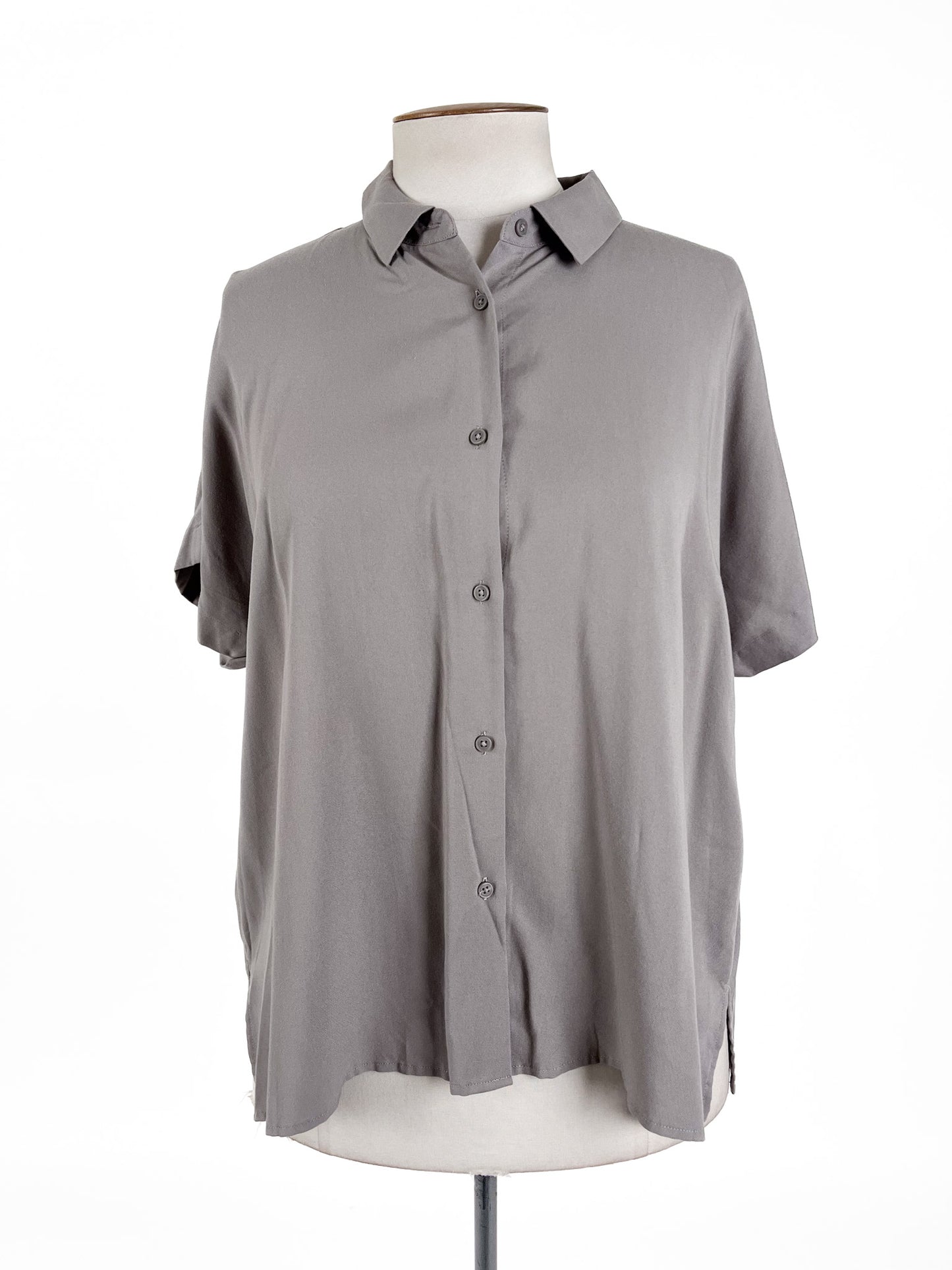 Uniqlo | Grey Casual/Workwear Top | Size M