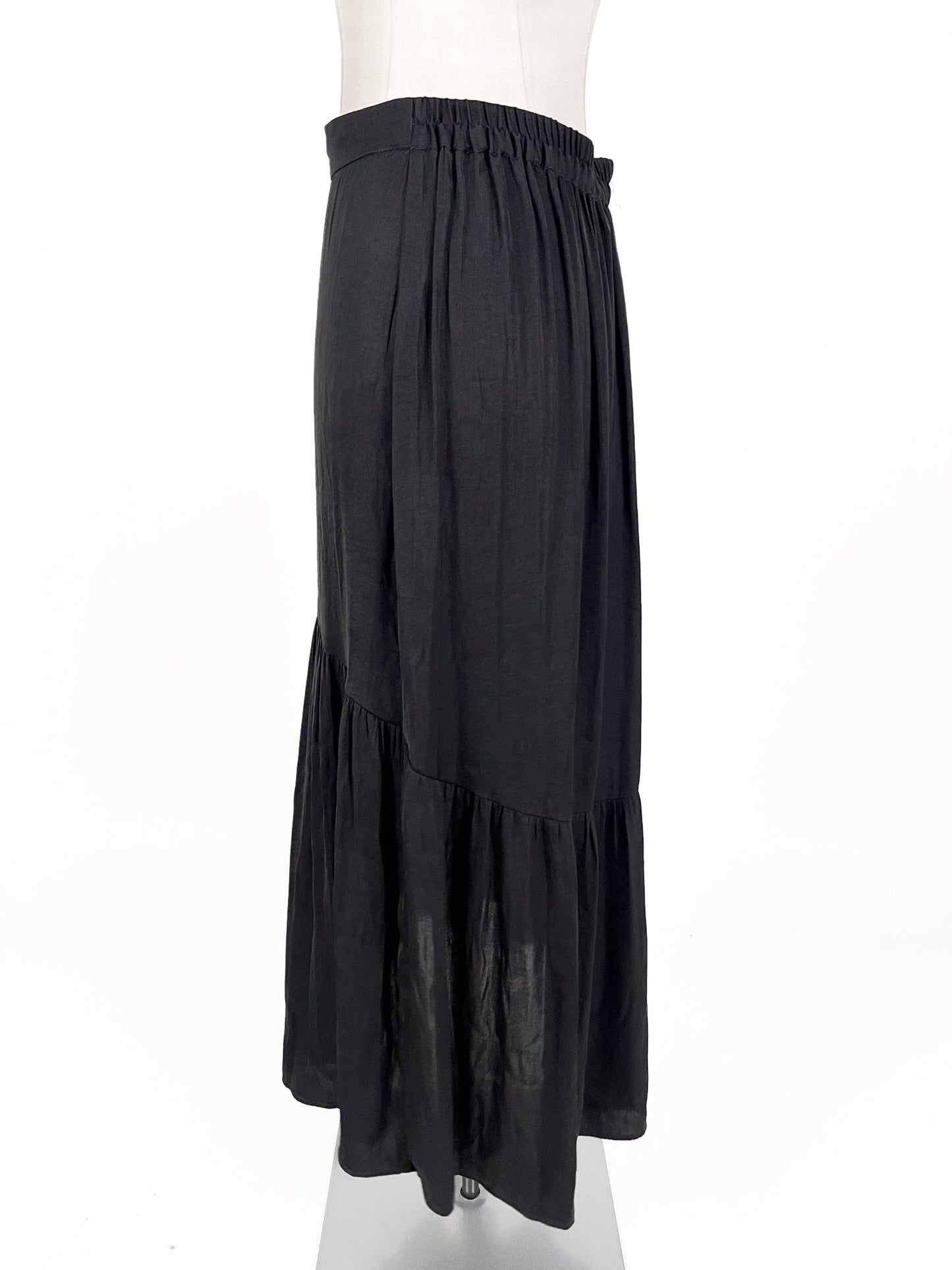 Decjuba | Black Casual Skirt | Size L