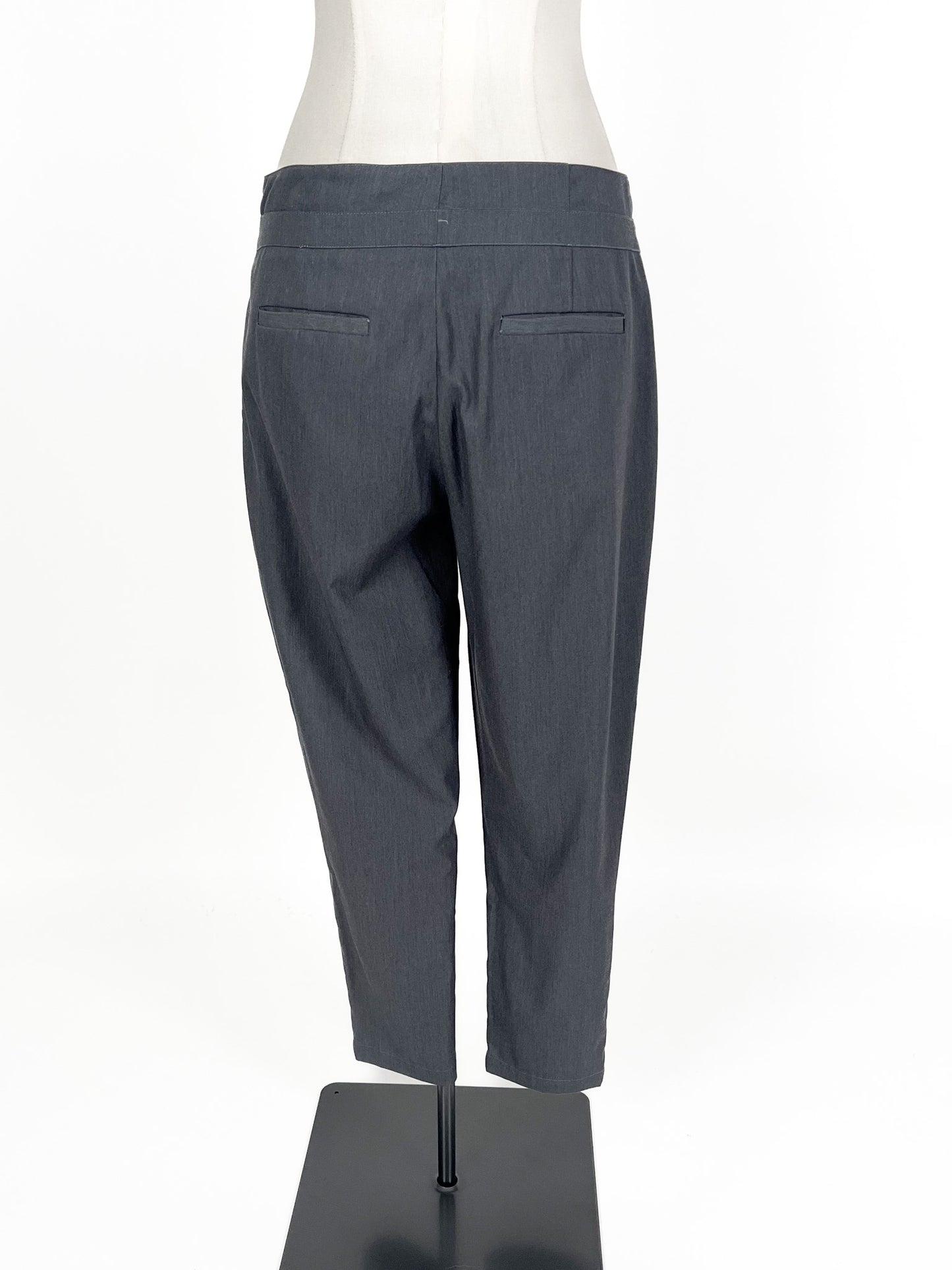 Storm | Grey Cropped Pants | Size 8