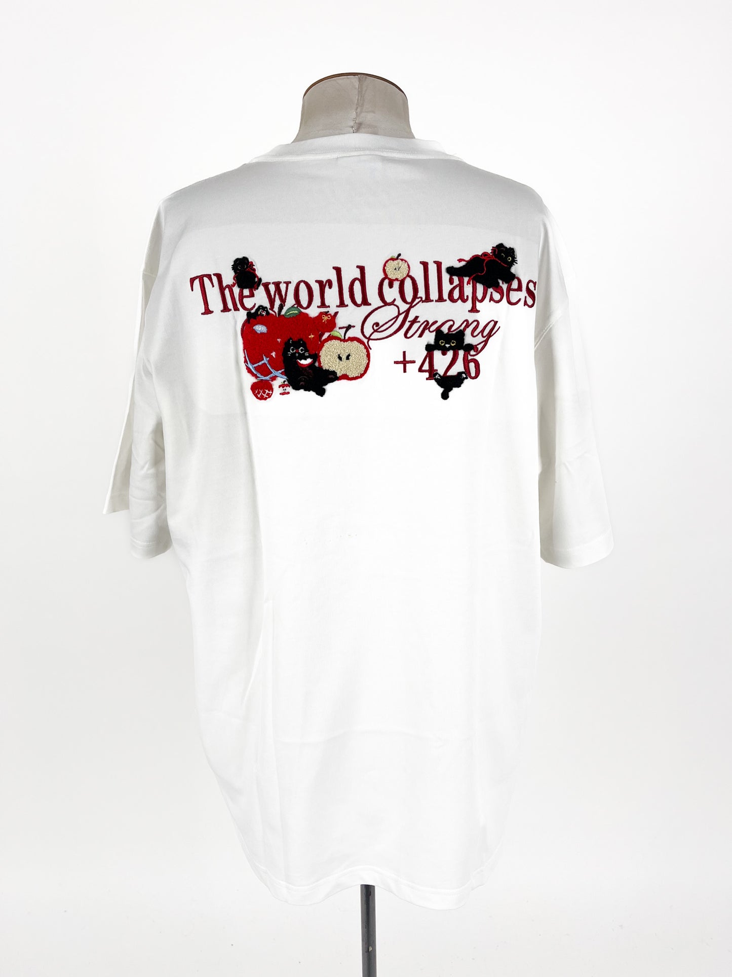 F426 Brand - White T-shirt (Size XL)