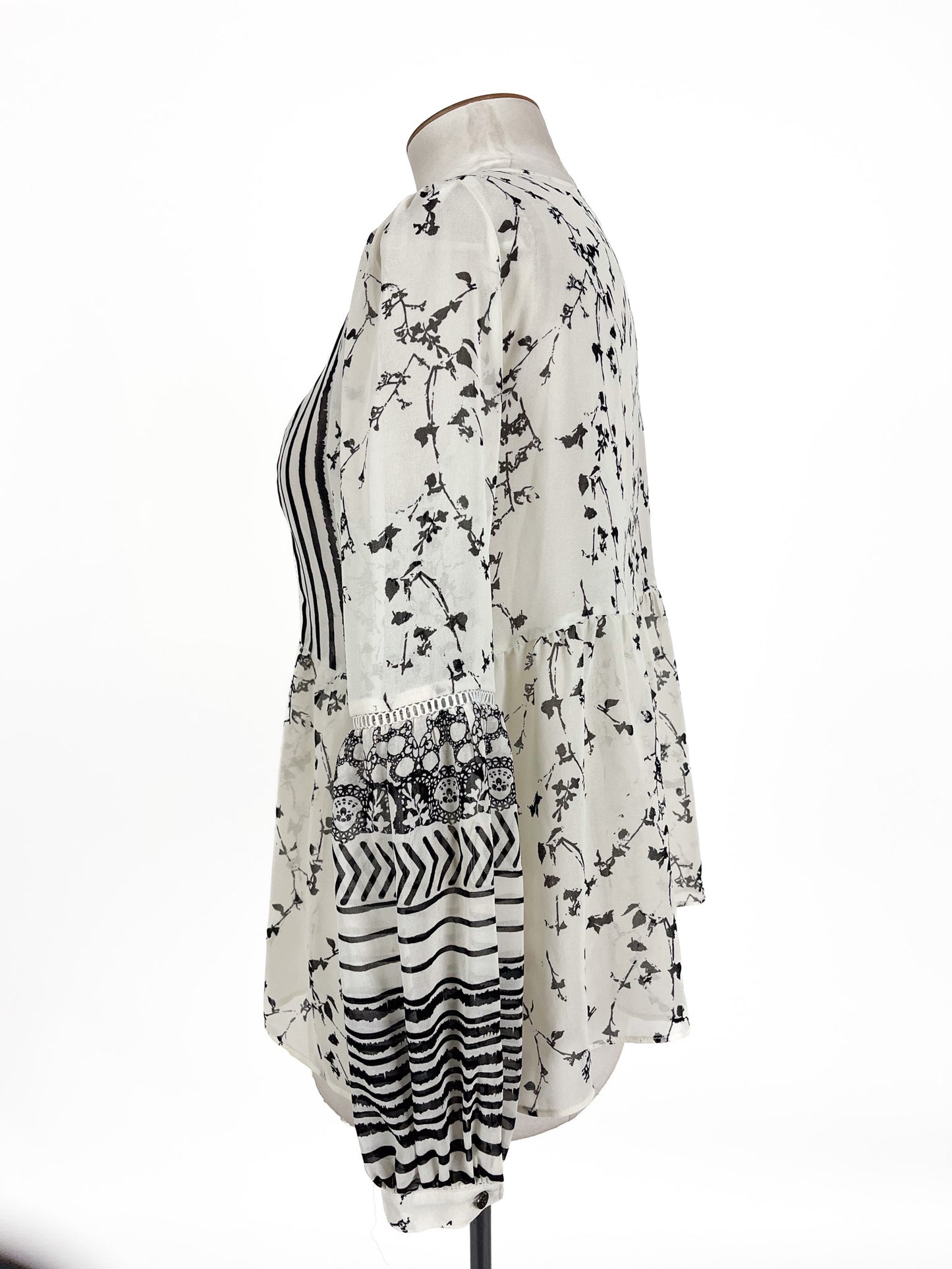 Whistle | White Casual/Workwear Top | Size 10