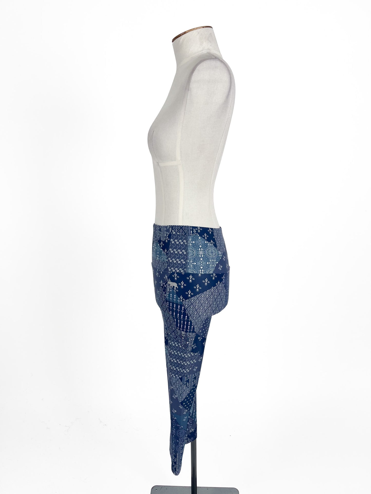 Running Bare | Blue Casual Activewear Bottom | Size 10