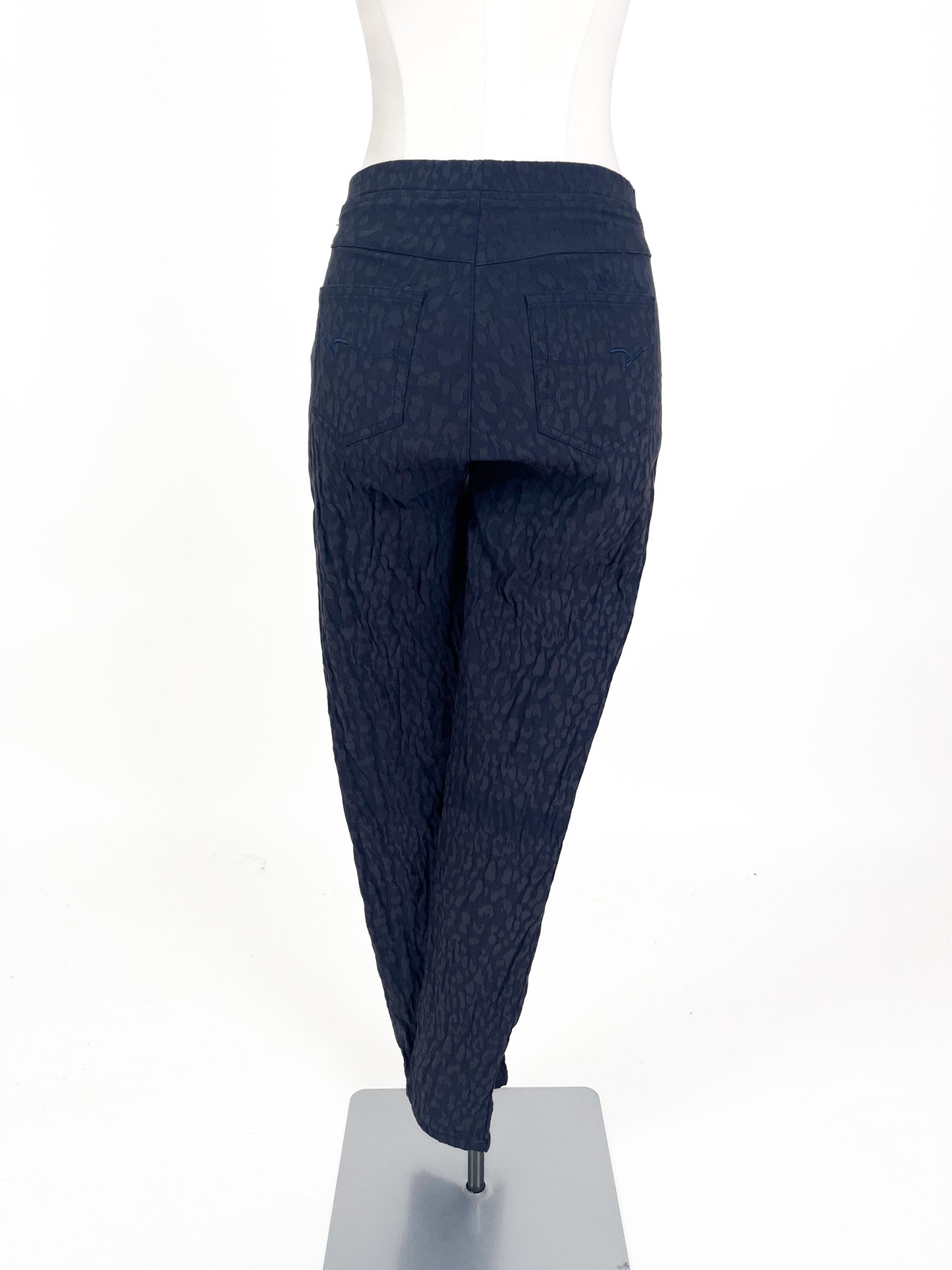 Vassalli | Black Legging Stretchy Pants | Size 6