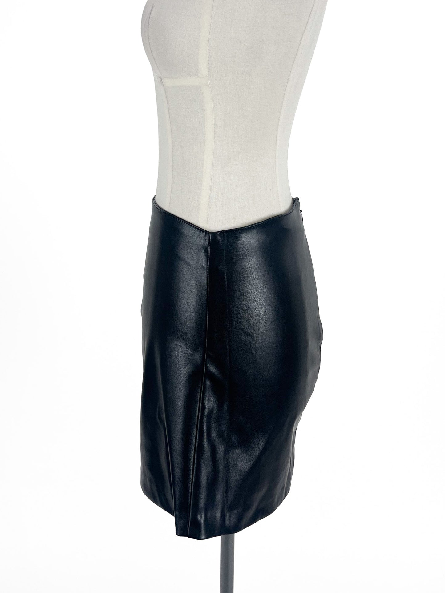 H&M | Black Casual/Cocktail Skirt | Size XS