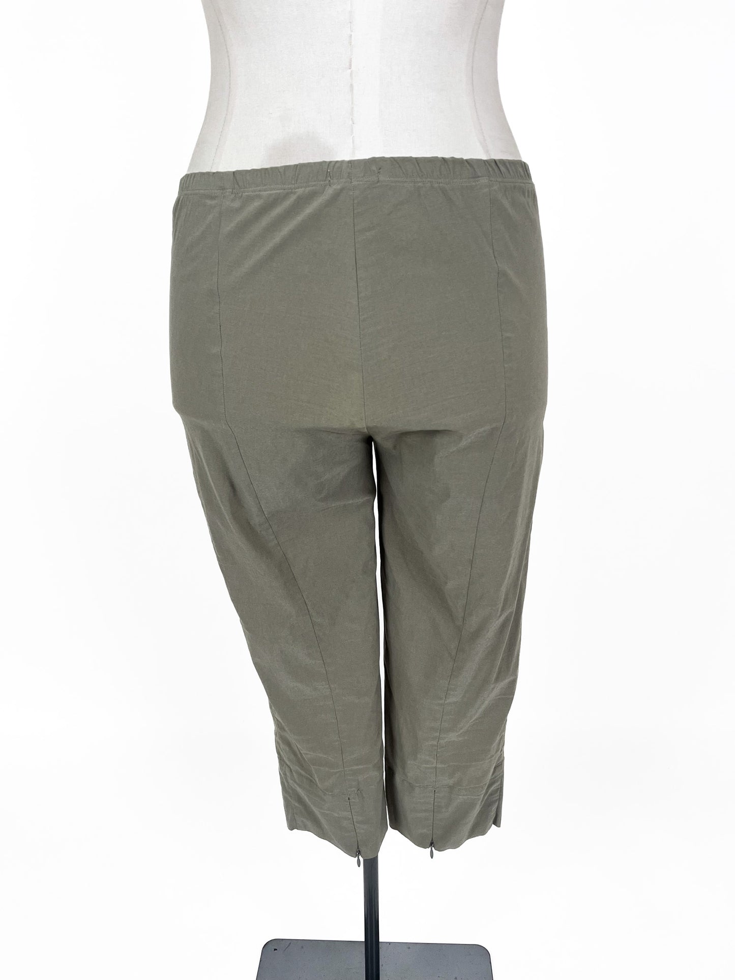 Verge | Green Cropped Stretchy Pants | Size 12