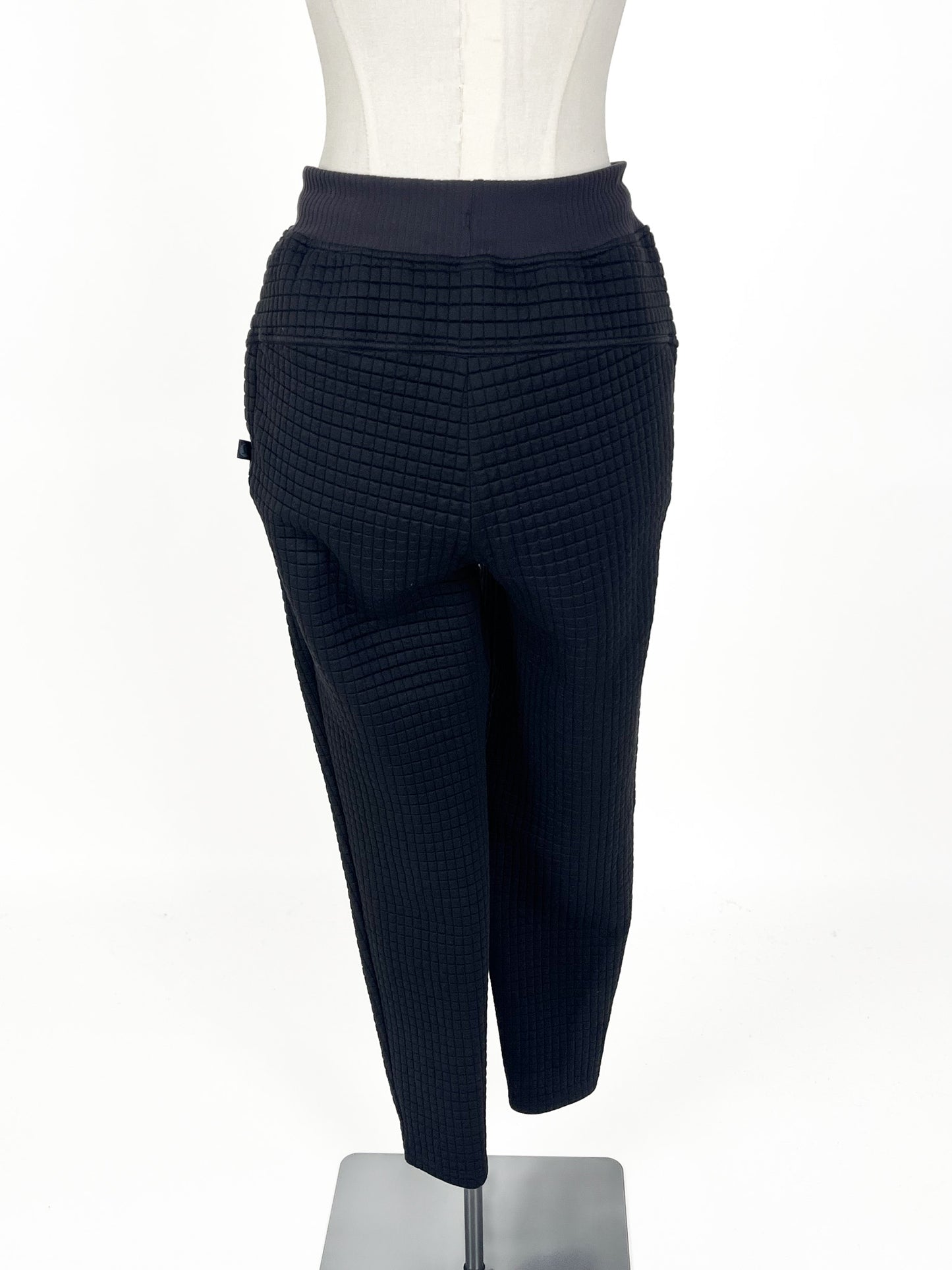 Lululemon | Black Straight fit Pants | Size 8