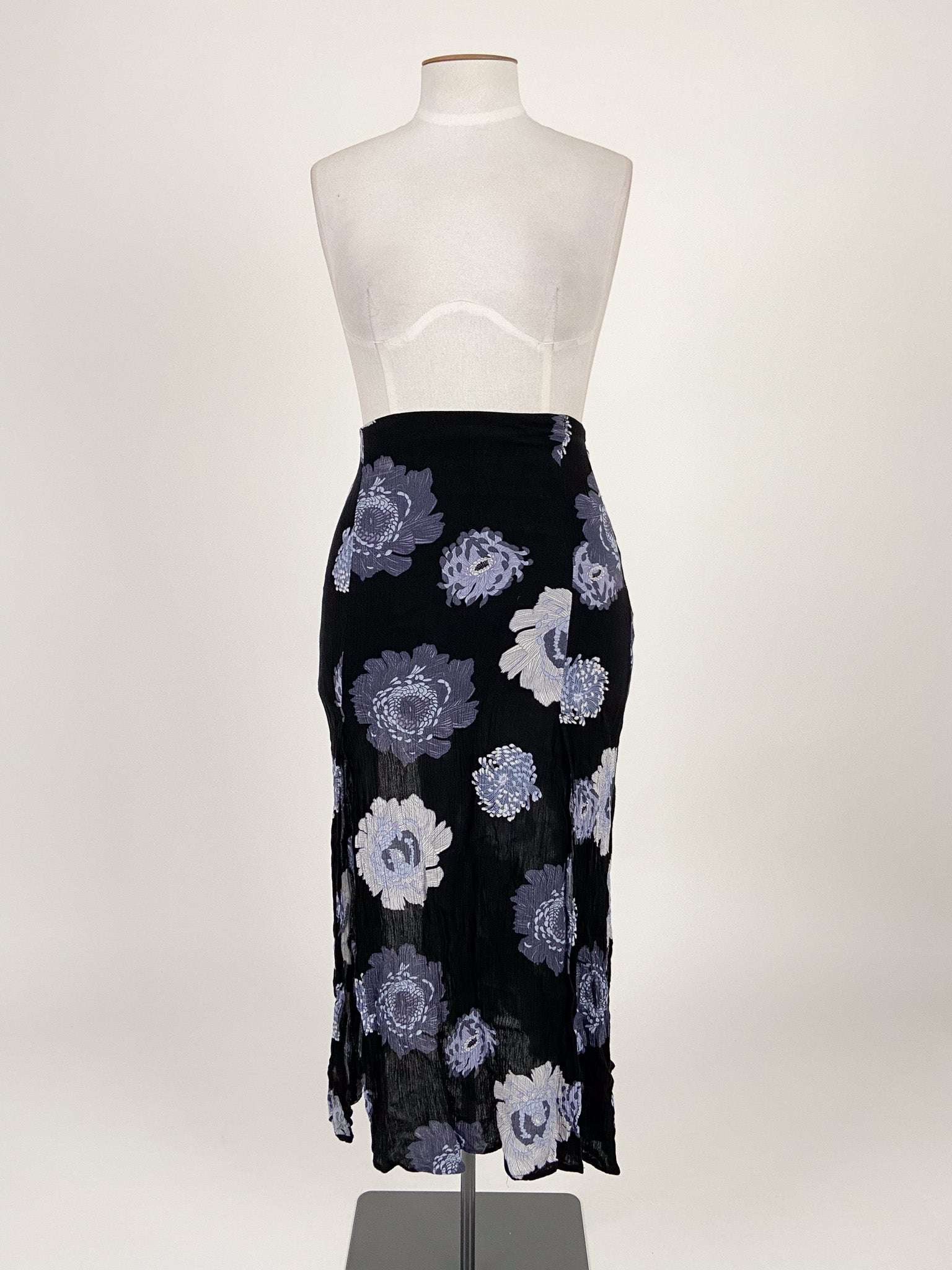 Black skirt size 8 hot sale