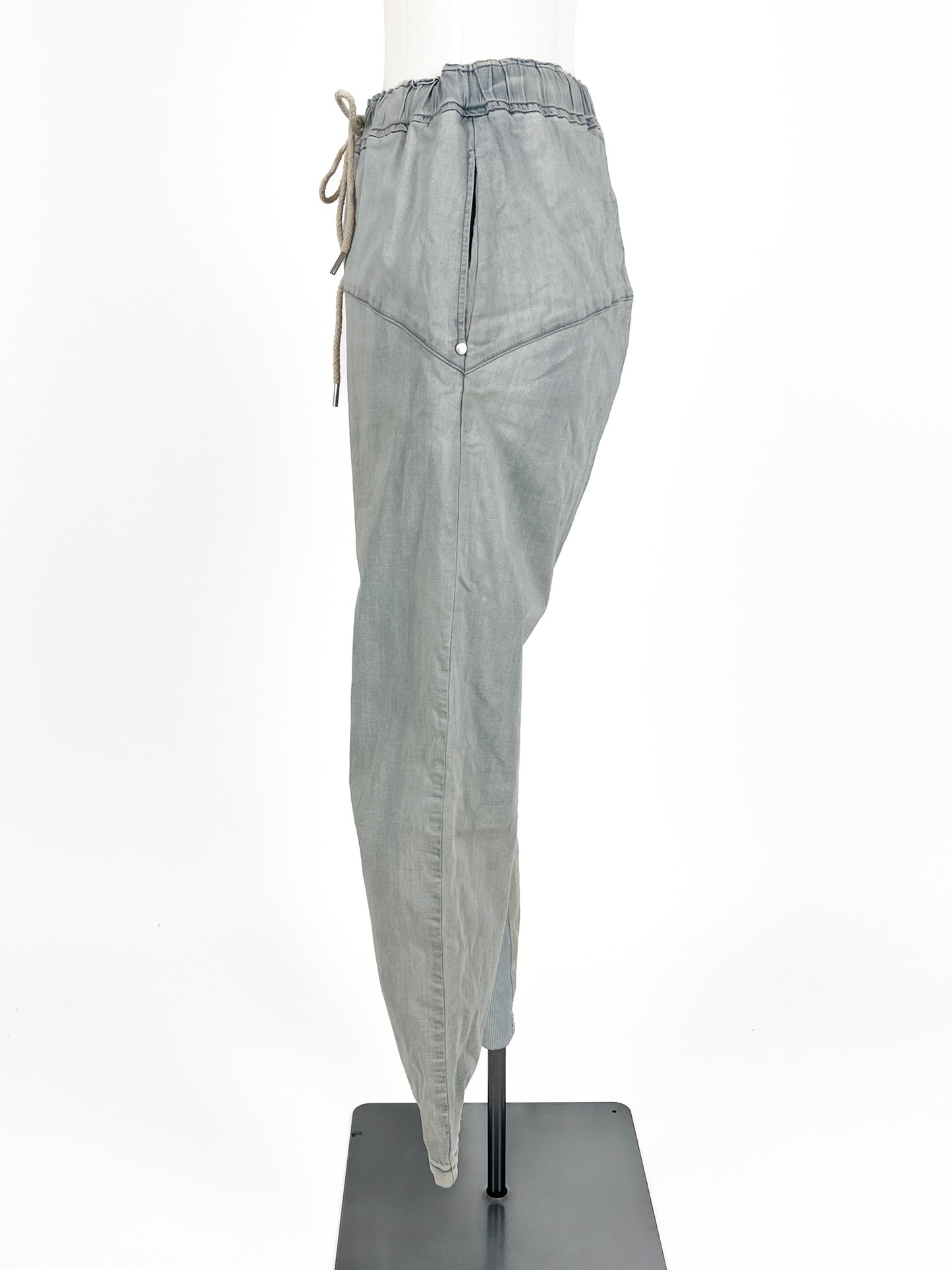 Moochi | Blue Jeans | Size 10