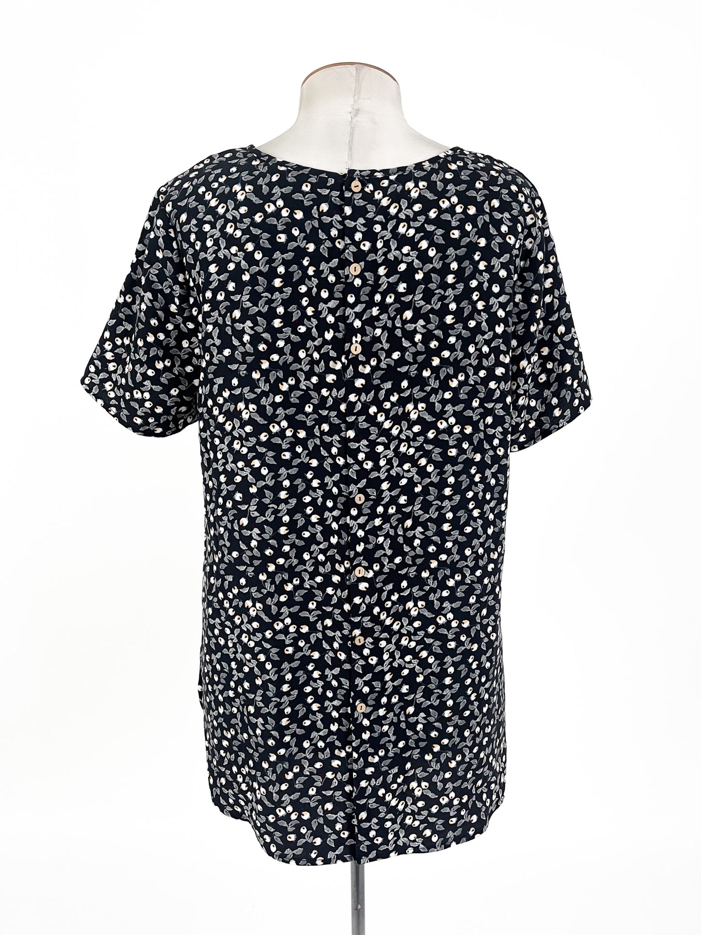 Whistle - Black Top (Size 16)