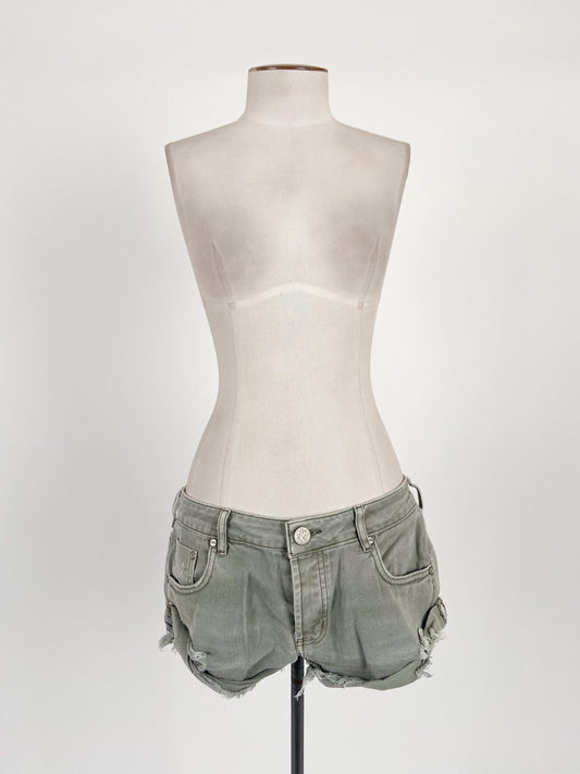 One Teaspoon | Green Casual Shorts | Size M