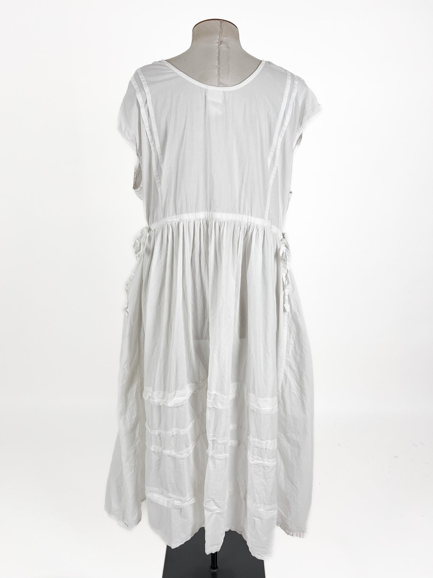 Kowtow - White Dress (Size XXL)