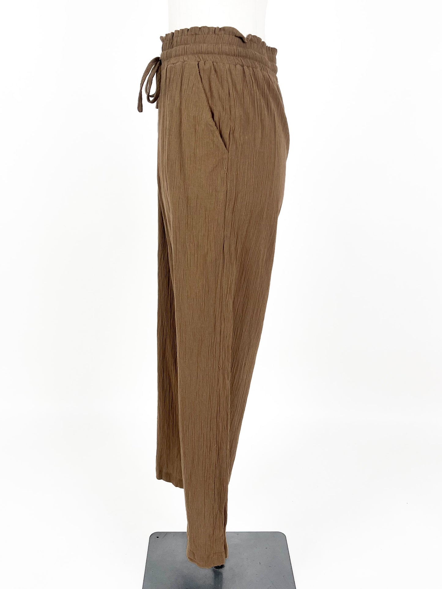 Spirit | Beige Cropped Stretchy Pants | Size 8
