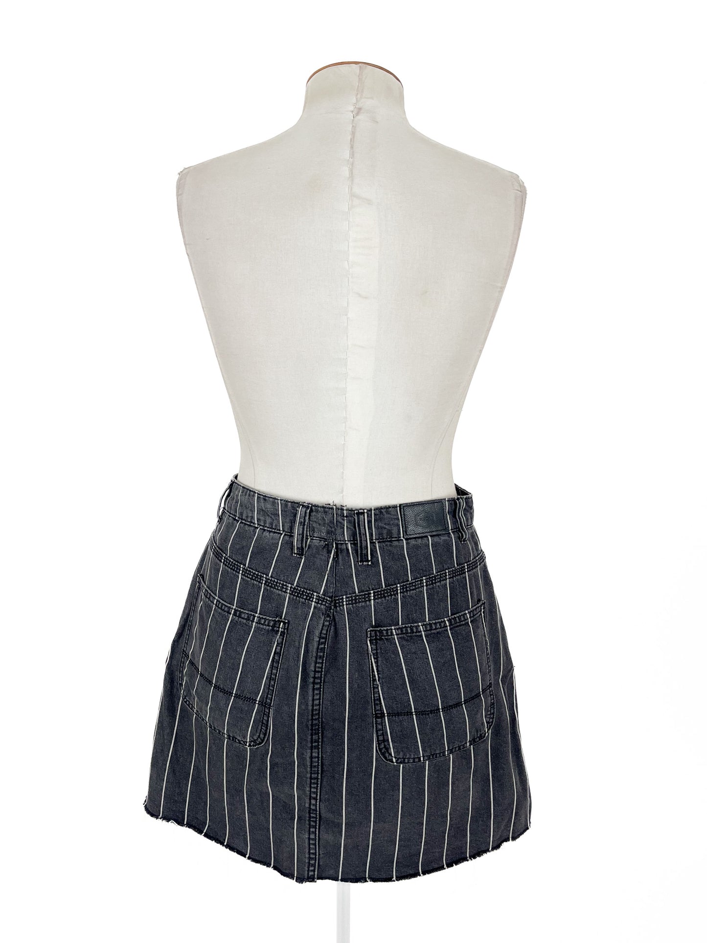 RVCA | Black Casual Skirt | Size L